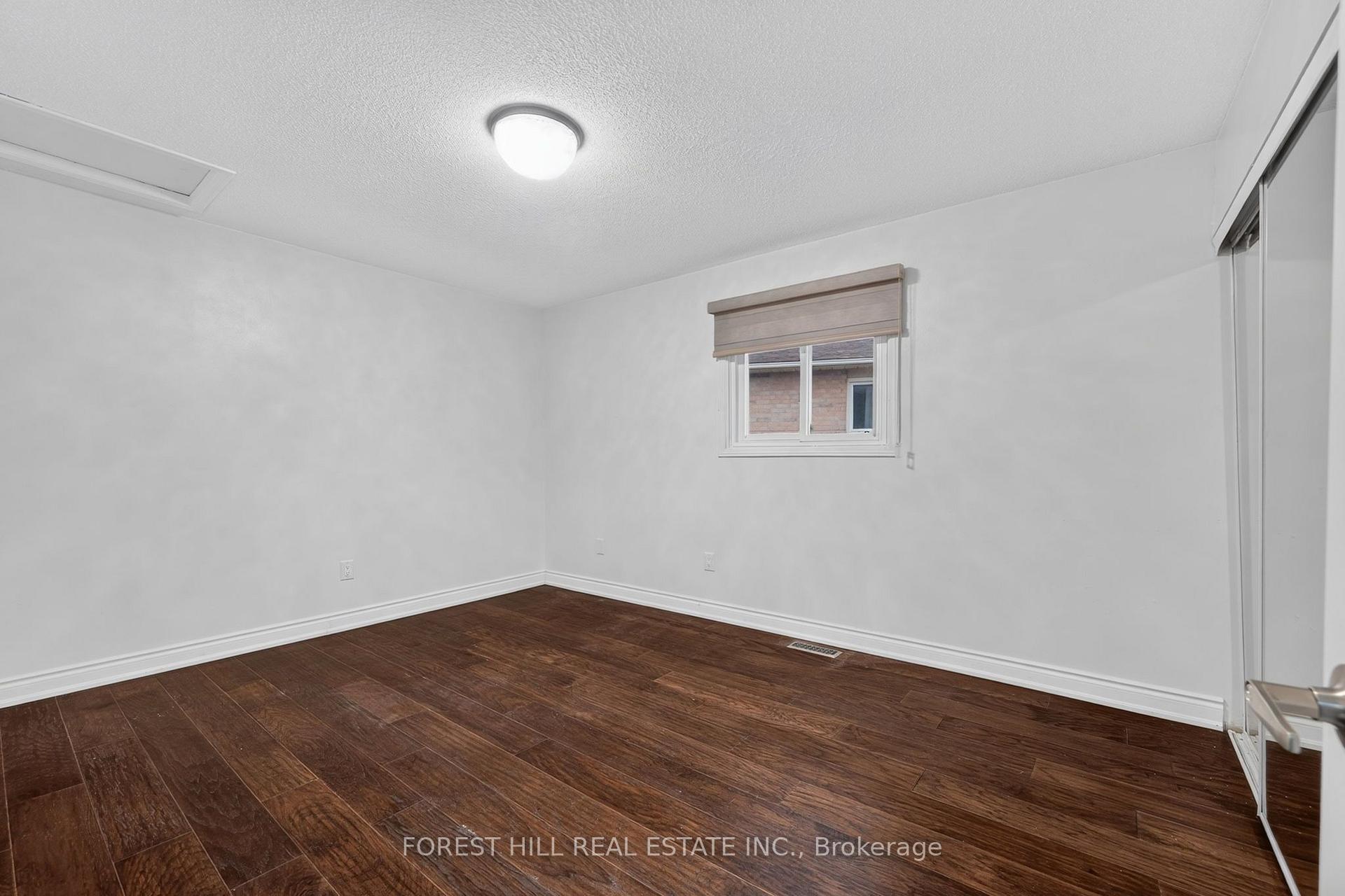 Photo 25 of 55 Castlehill Road, Brampton, Northwood Park — HOMEH