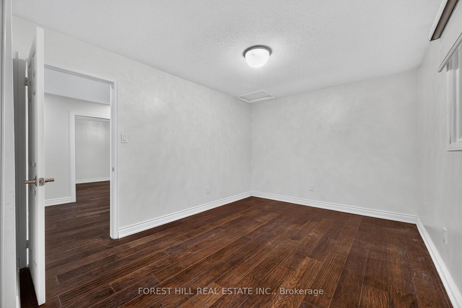Photo 27 of 55 Castlehill Road, Brampton, Northwood Park — HOMEH