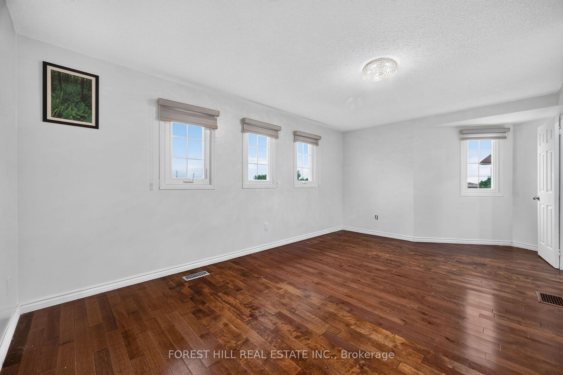 Photo 30 of 55 Castlehill Road, Brampton, Northwood Park — HOMEH