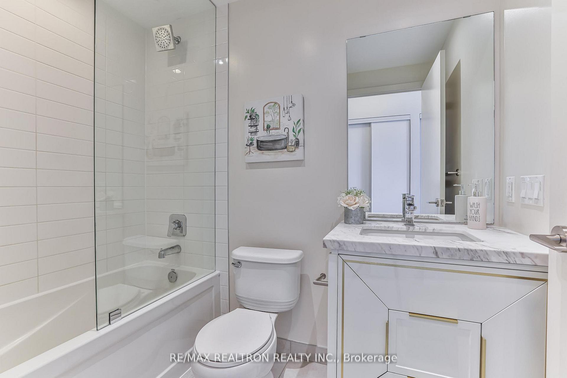 Photo 13 of Unit 618, 501 St Clair Avenue W, Toronto, Casa Loma — HOMEH