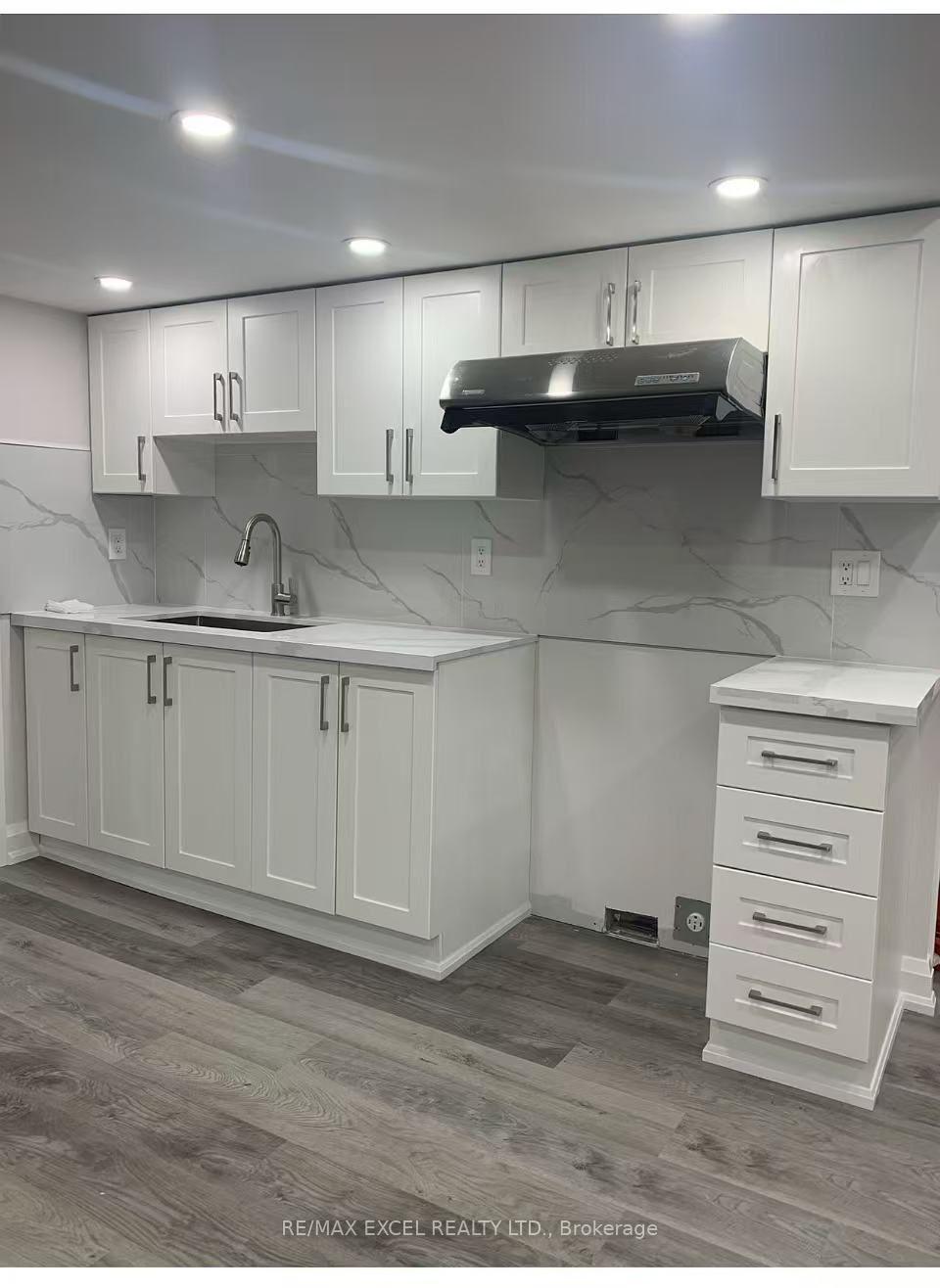 Photo 4 of Unit Bsmt, 76 Mansfield Lane, Markham, Markville — HOMEH