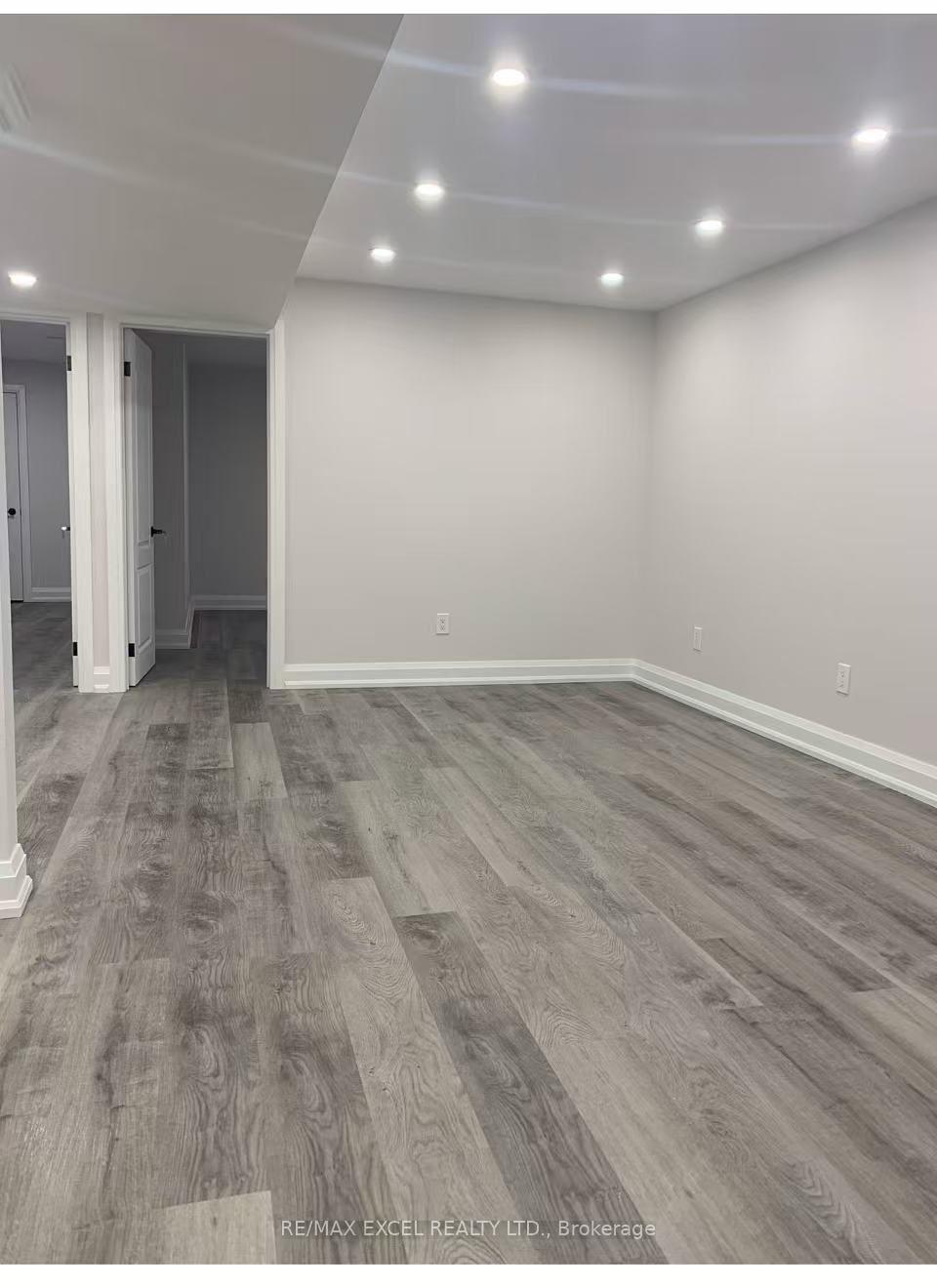 Photo 8 of Unit Bsmt, 76 Mansfield Lane, Markham, Markville — HOMEH