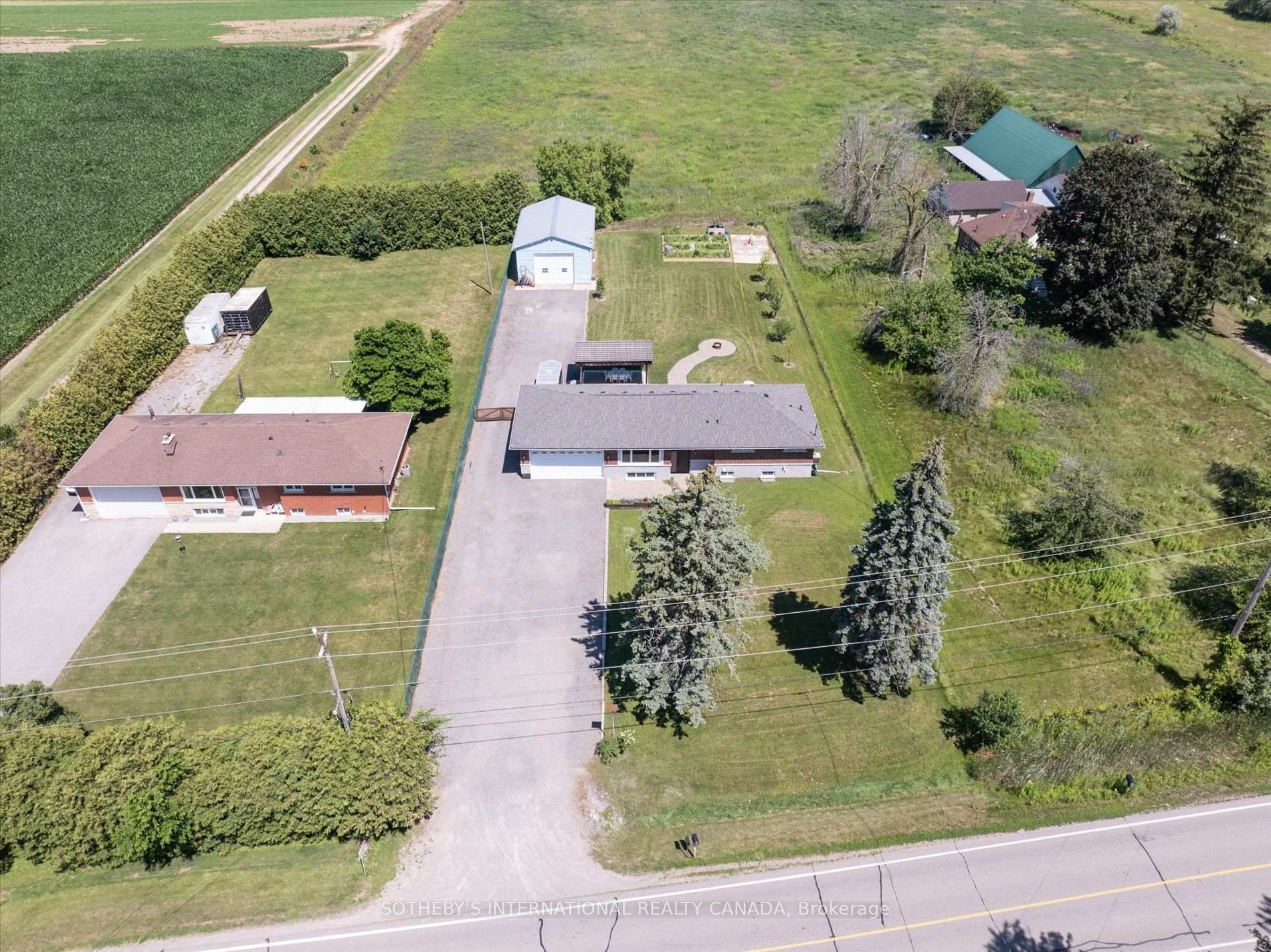 Photo 4 of 1110 Graham Side Road, King, Rural King — HOMEH