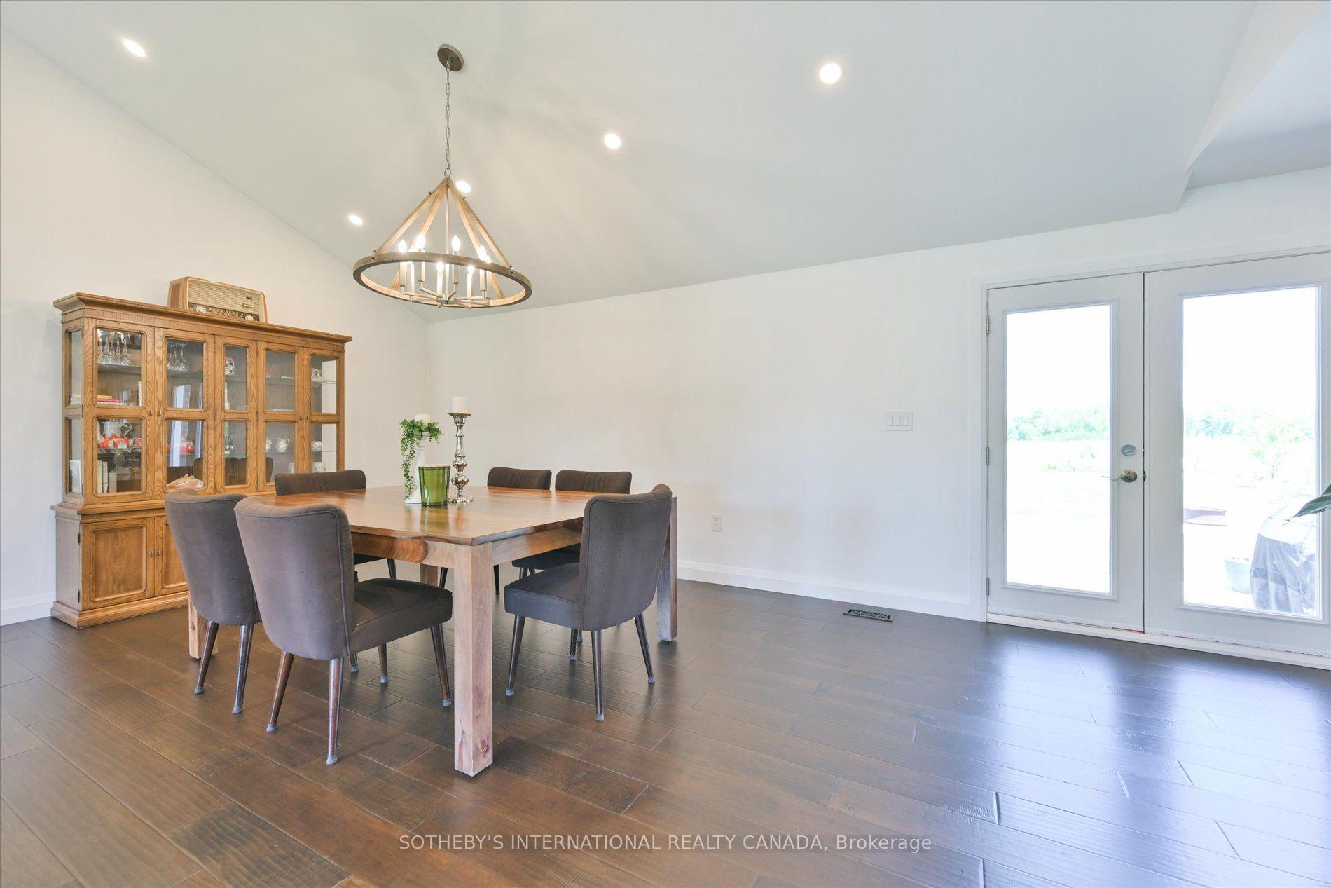 Photo 16 of 1110 Graham Side Road, King, Rural King — HOMEH