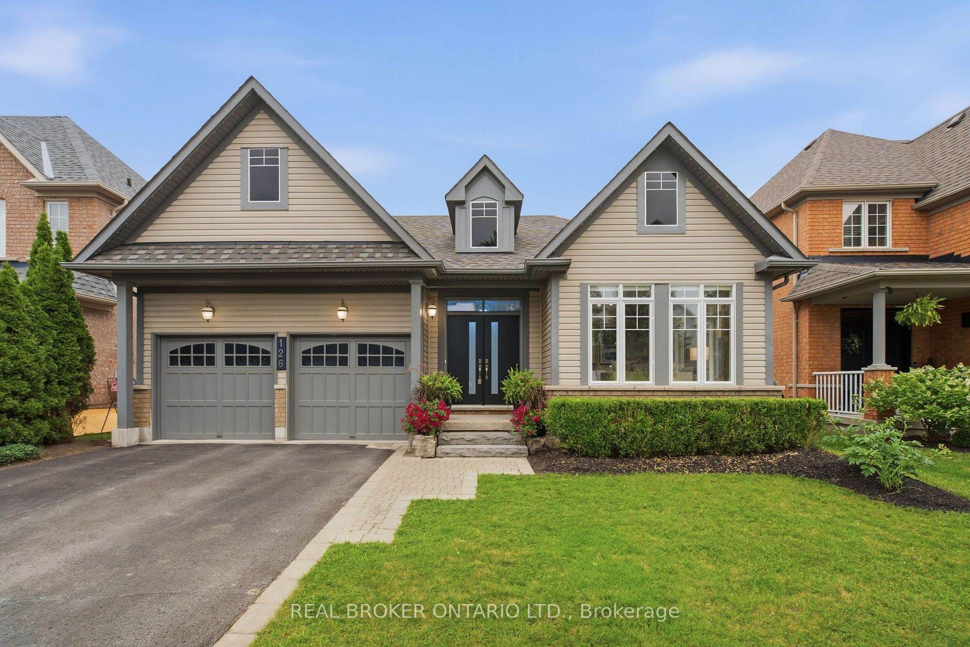 Photo 1 of 126 Second Avenue, Uxbridge — HOMEH