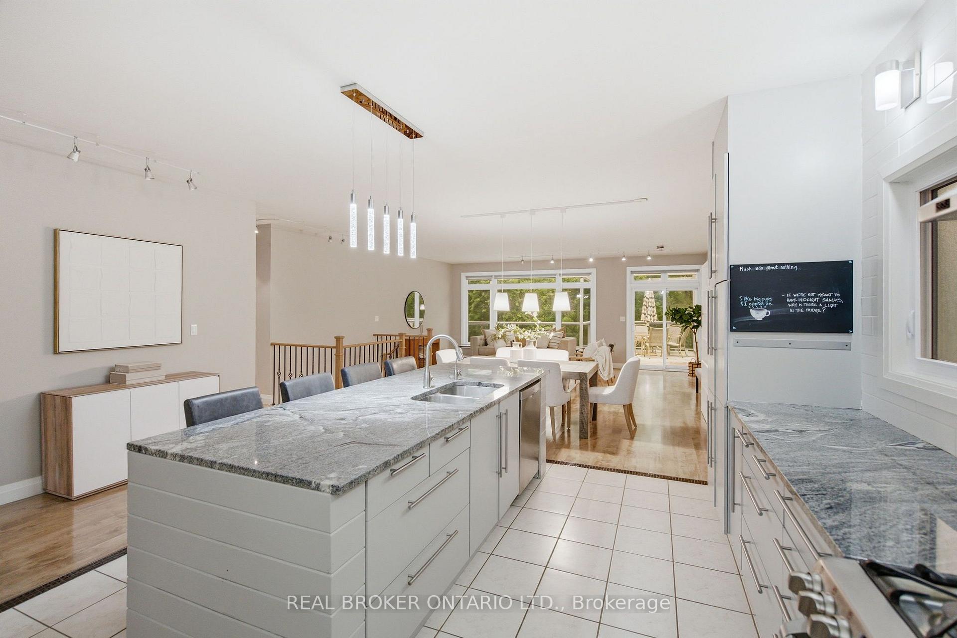 Photo 8 of 126 Second Avenue, Uxbridge — HOMEH