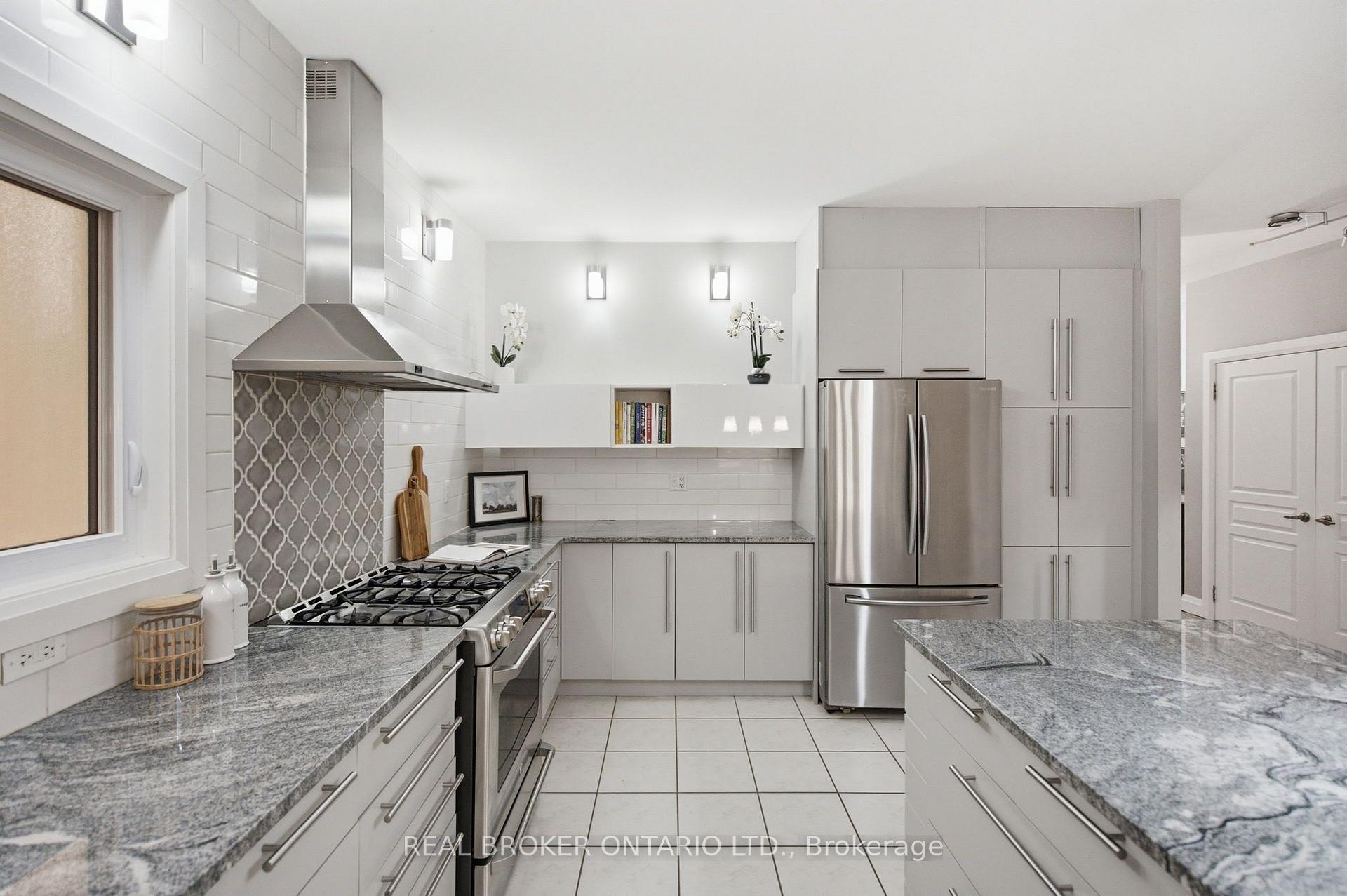 Photo 9 of 126 Second Avenue, Uxbridge — HOMEH