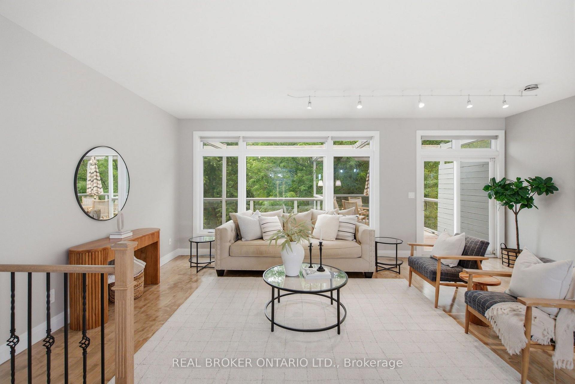 Photo 16 of 126 Second Avenue, Uxbridge — HOMEH