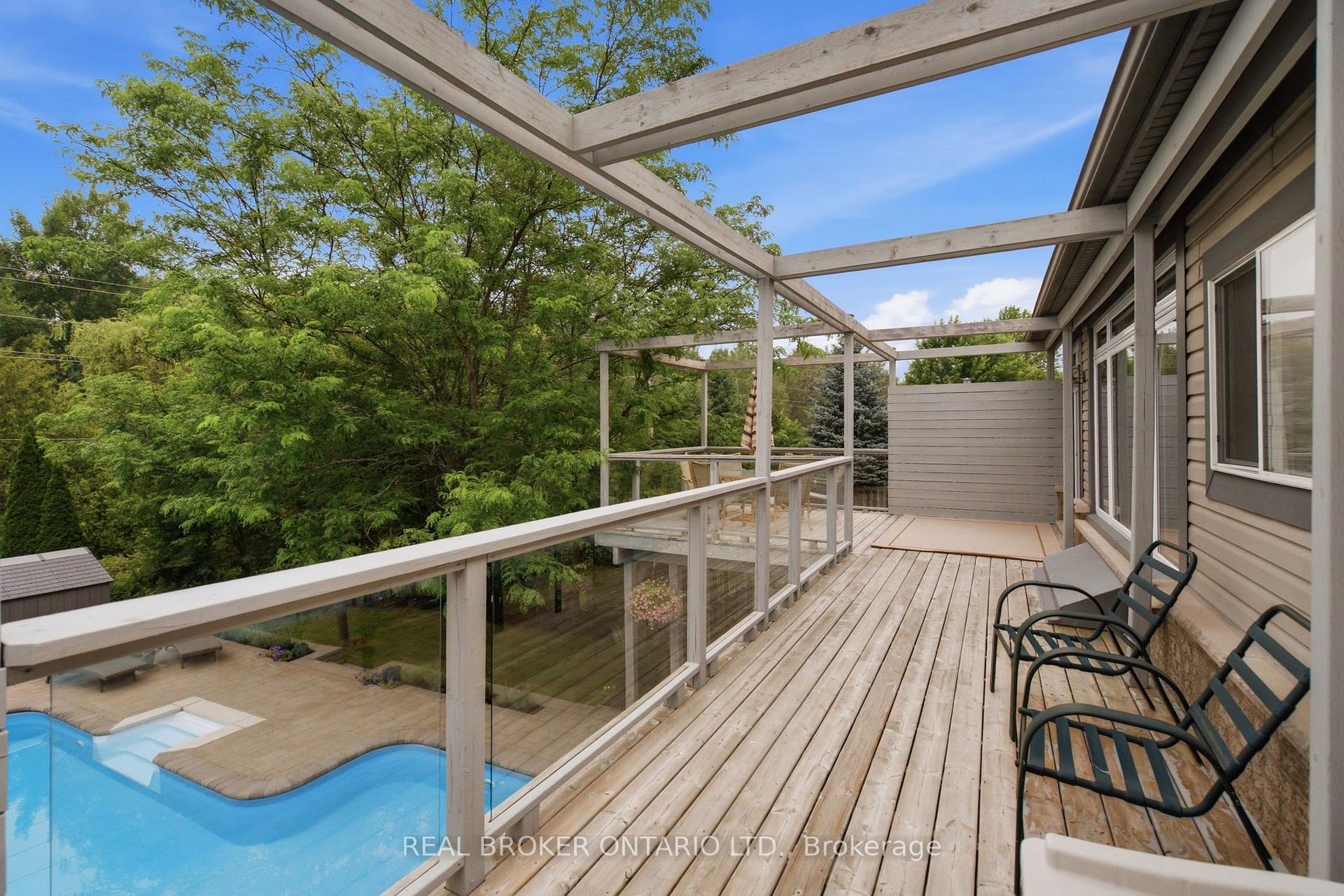 Photo 18 of 126 Second Avenue, Uxbridge — HOMEH