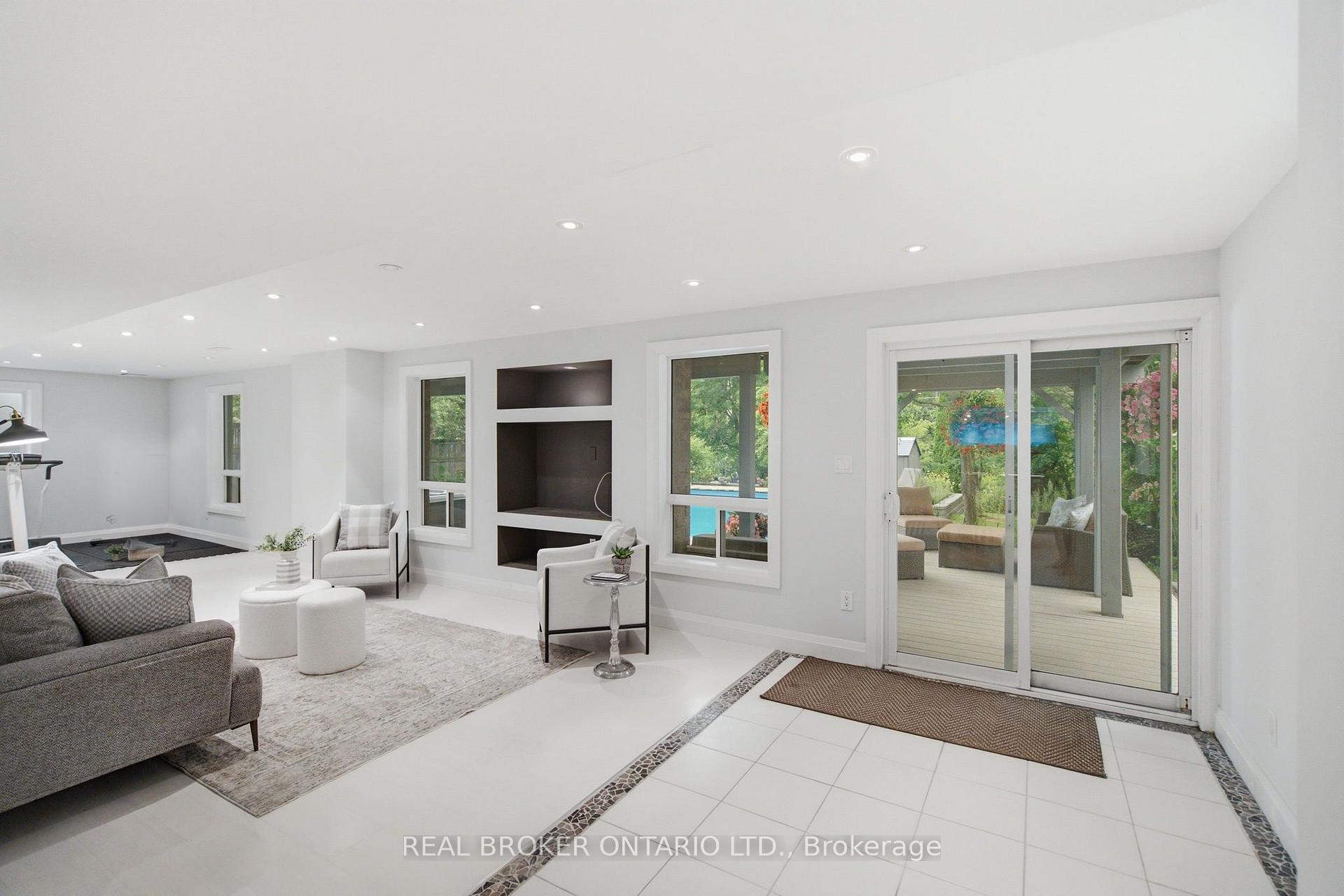 Photo 29 of 126 Second Avenue, Uxbridge — HOMEH