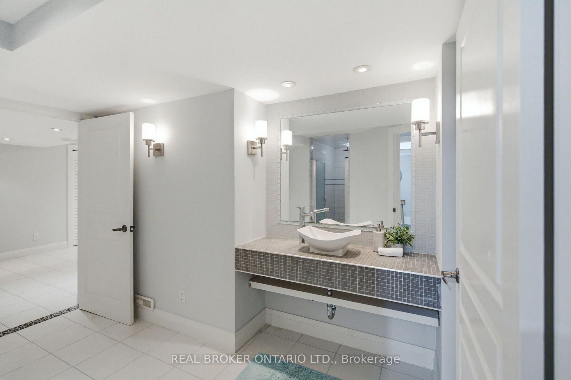 Photo 36 of 126 Second Avenue, Uxbridge — HOMEH