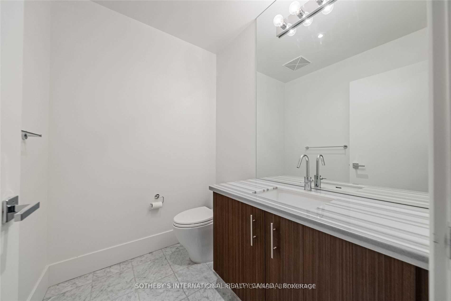 Photo 19 of Unit TH-113, 29 Queens Quay, Toronto, Waterfront Communities — HOMEH