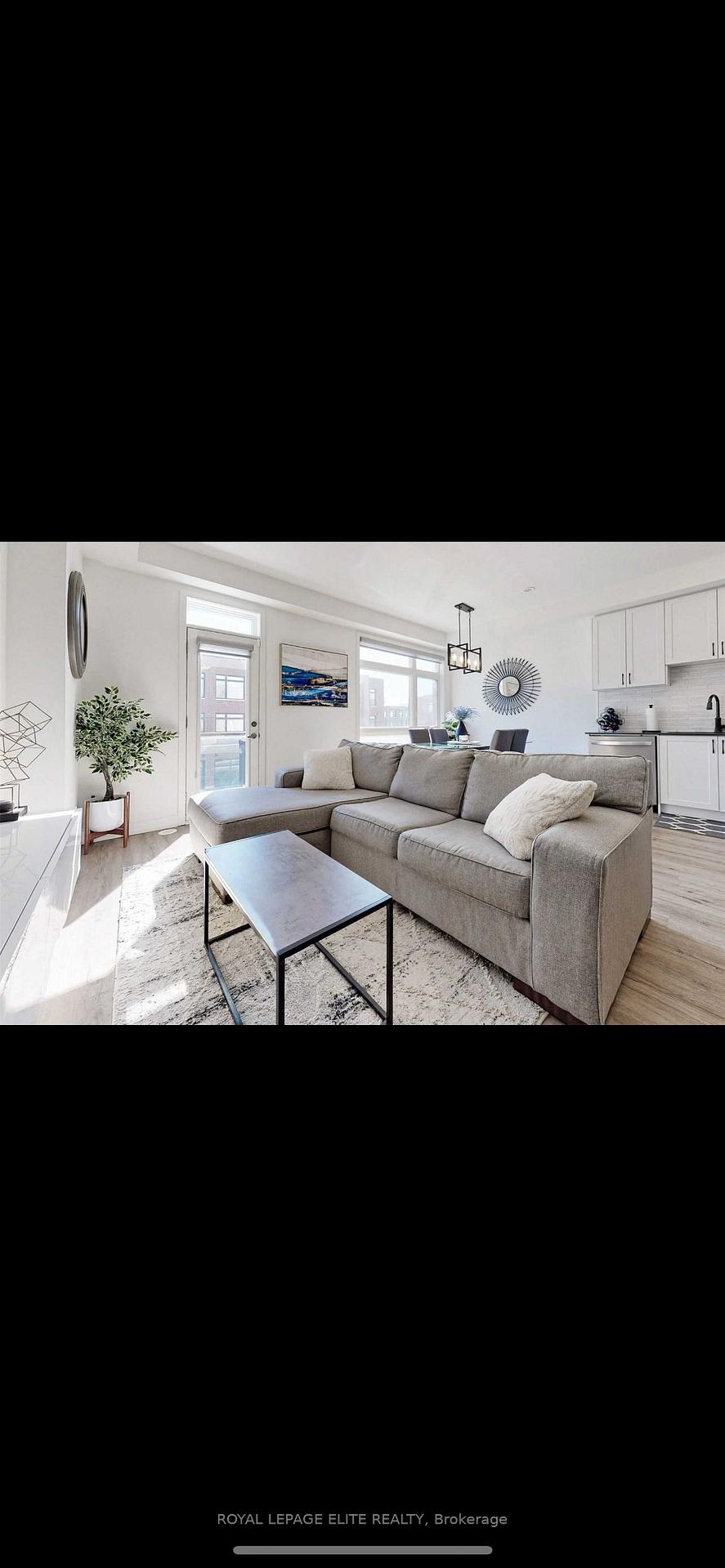 Photo 6 of 14 Hearne Street E, Vaughan, Vaughan Grove — HOMEH