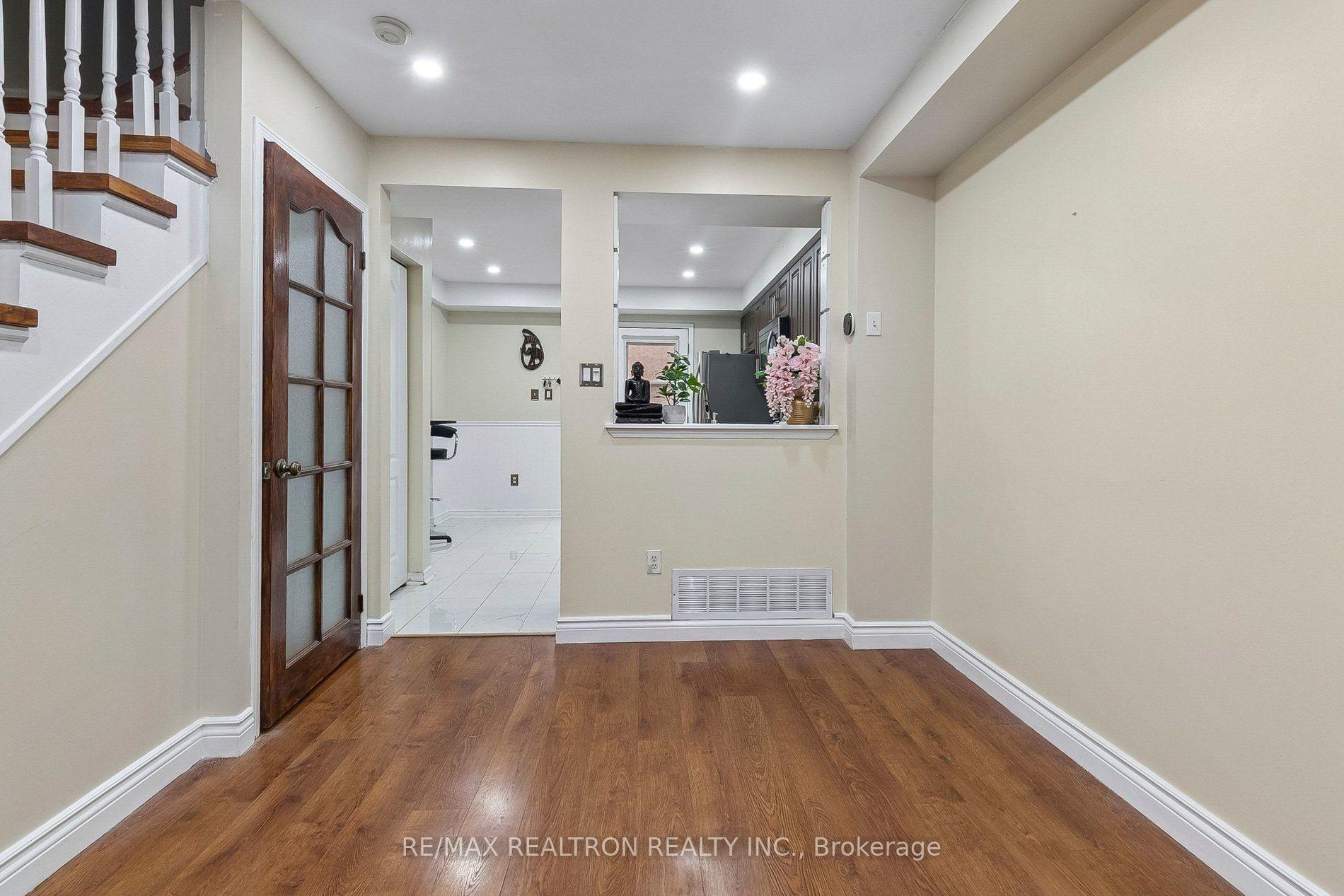 Photo 3 of 25 Hedge End Road, Scarborough, Rouge — HOMEH