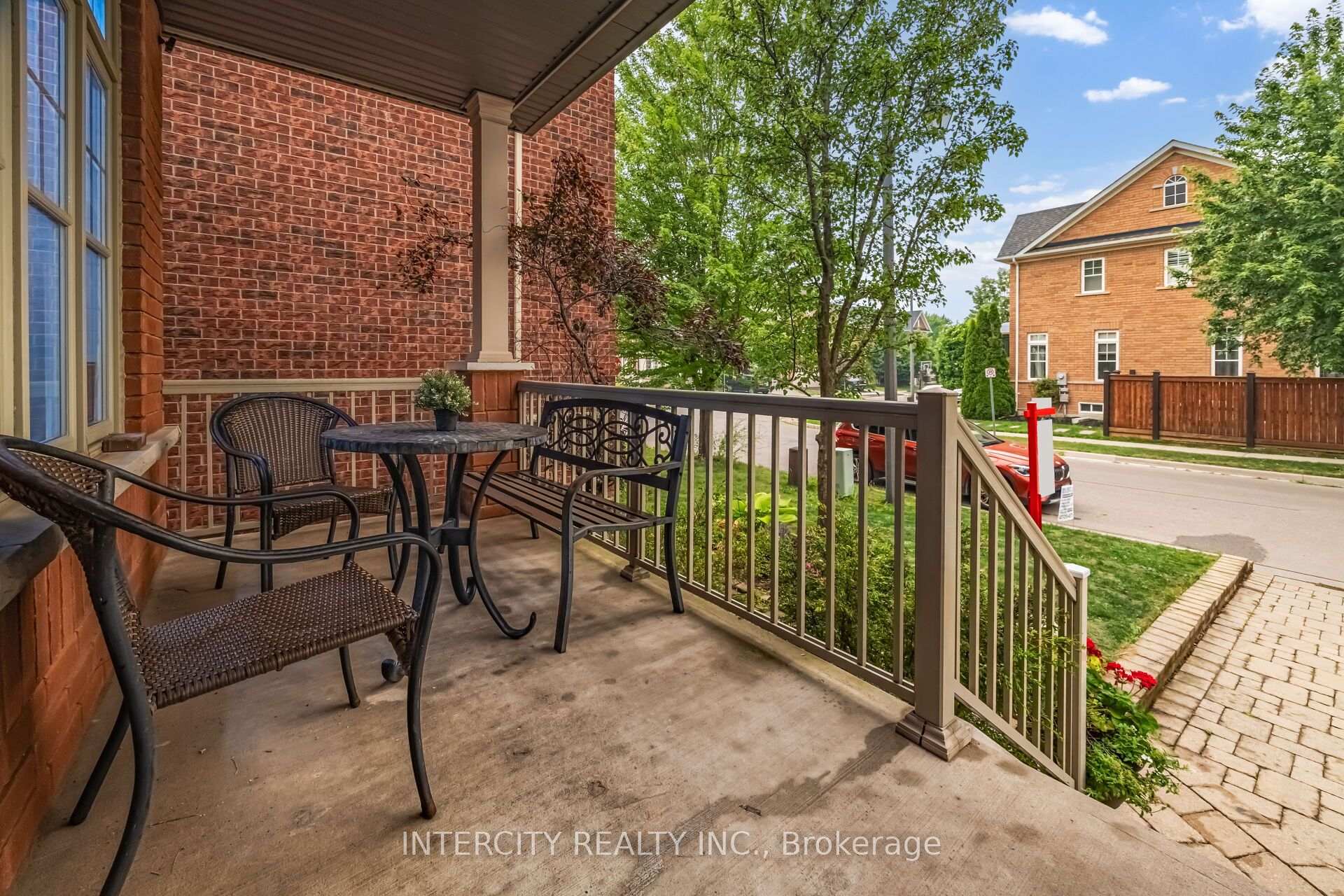 Photo 5 of 162 Holmes Crescent, Milton, Scott — HOMEH