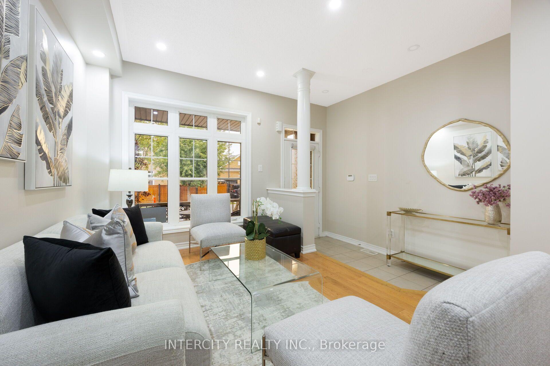 Photo 12 of 162 Holmes Crescent, Milton, Scott — HOMEH