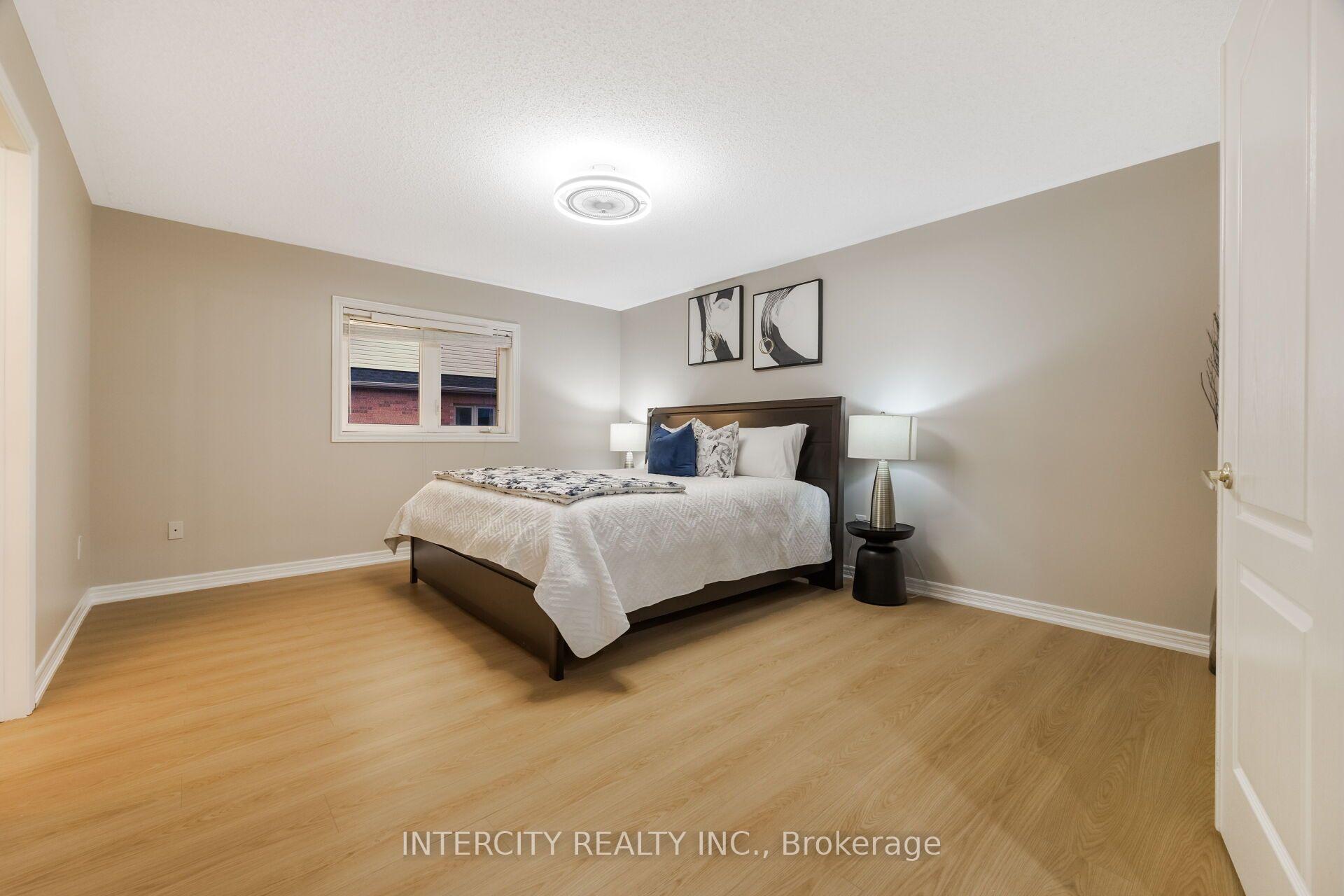 Photo 25 of 162 Holmes Crescent, Milton, Scott — HOMEH