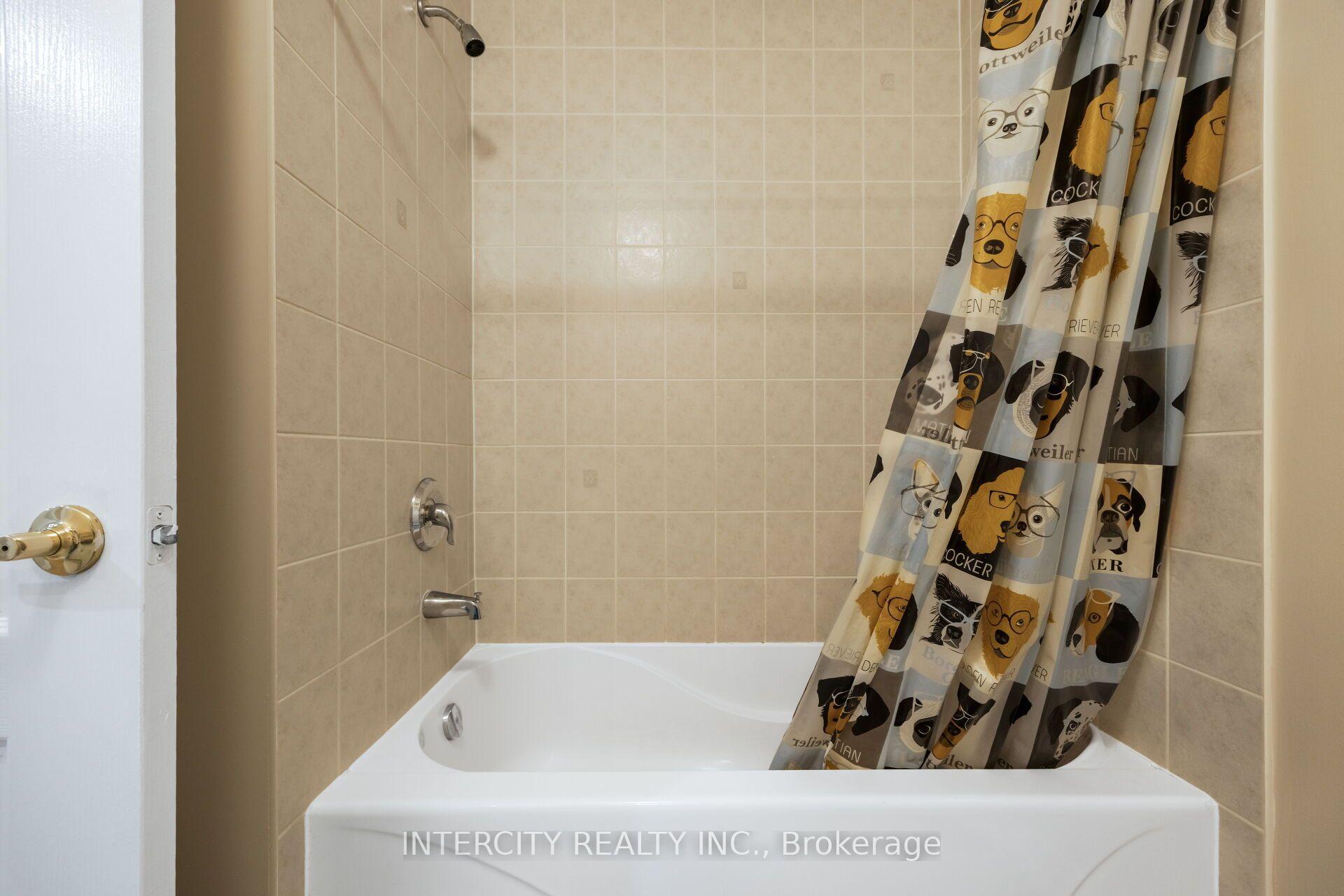 Photo 39 of 162 Holmes Crescent, Milton, Scott — HOMEH