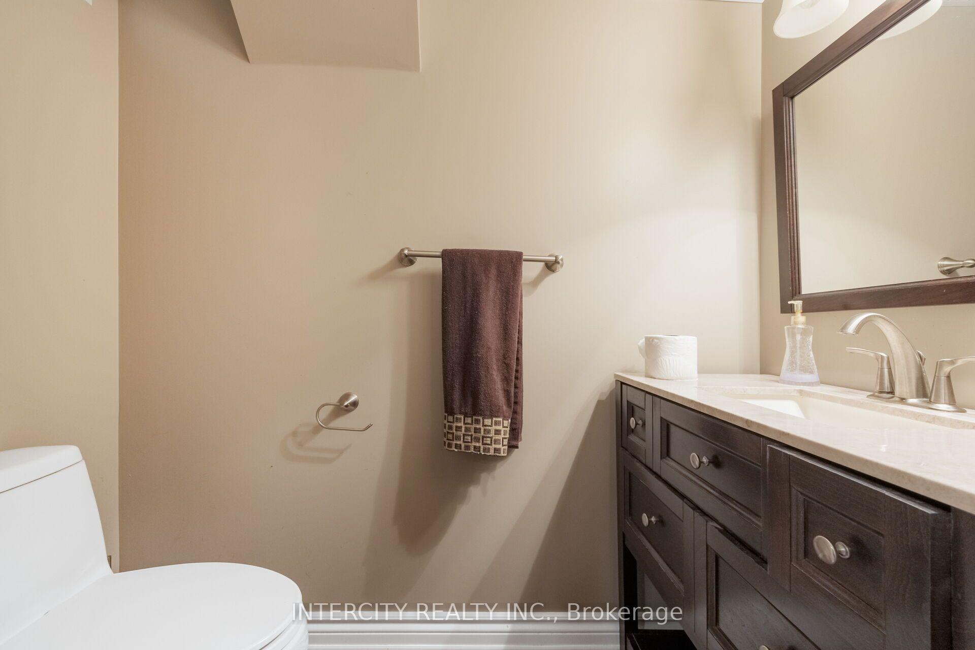 Photo 47 of 162 Holmes Crescent, Milton, Scott — HOMEH