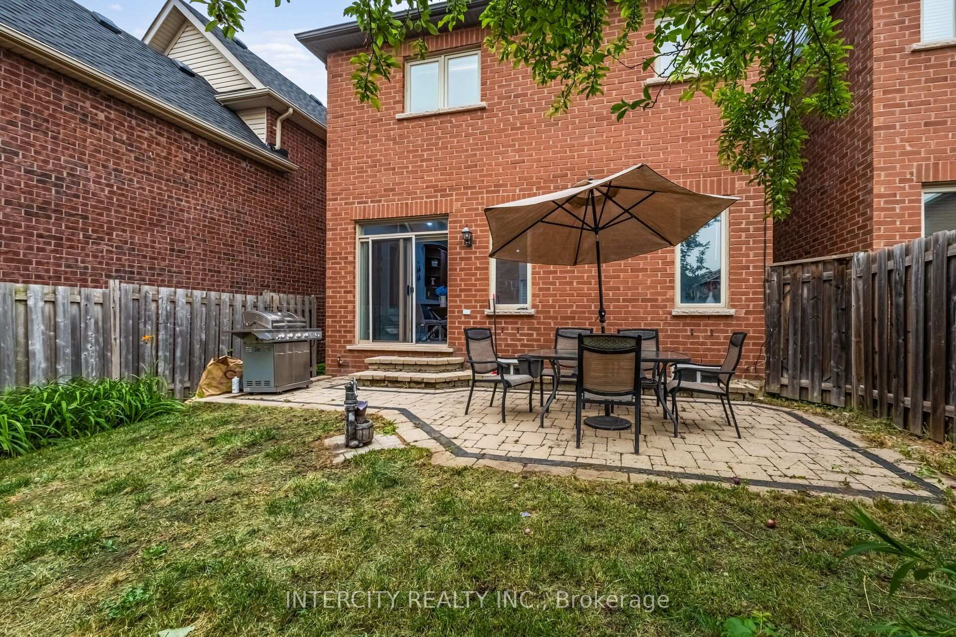 Photo 49 of 162 Holmes Crescent, Milton, Scott — HOMEH