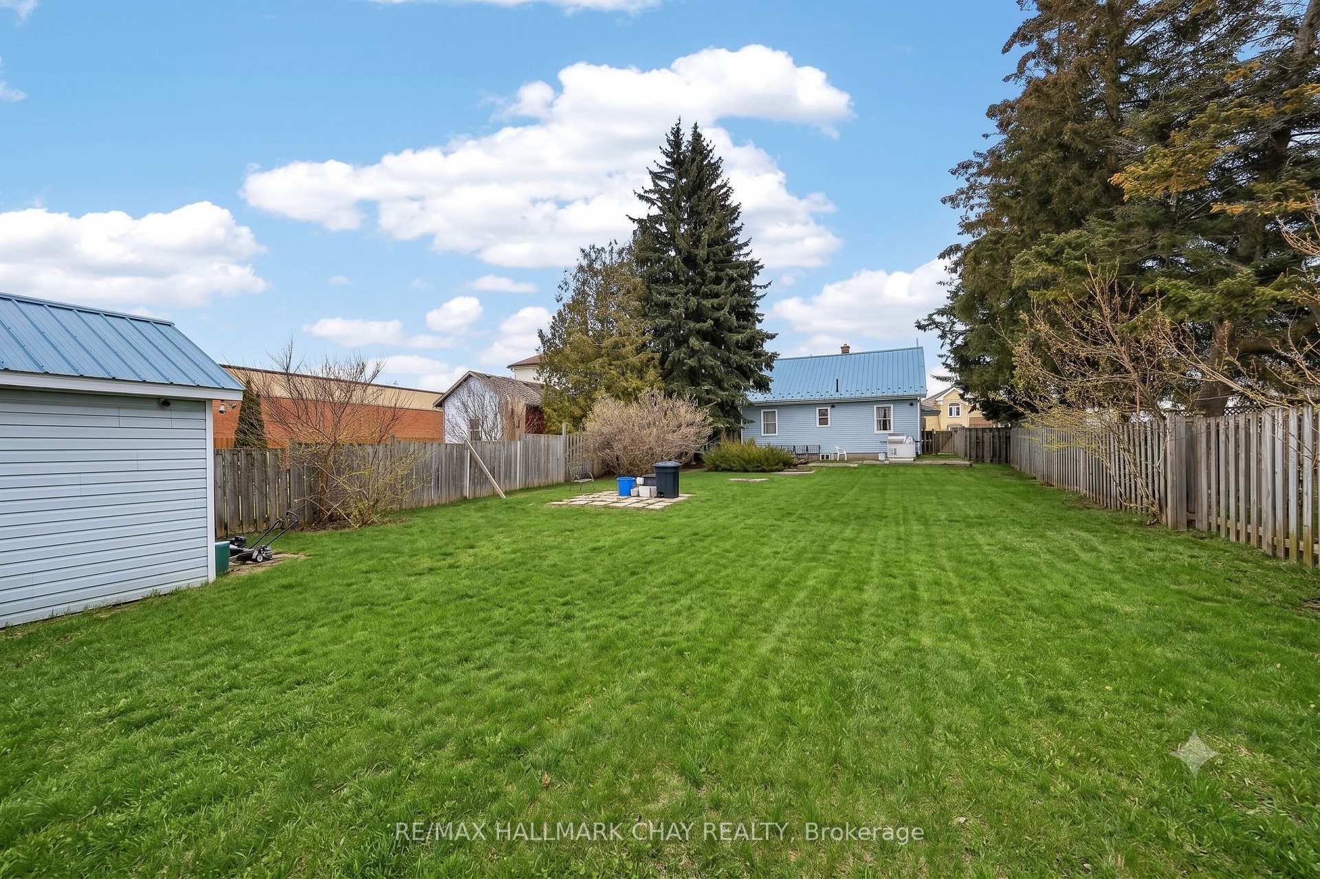 Photo 5 of 415 Main Street N, Wellington North, Mount Forest — HOMEH