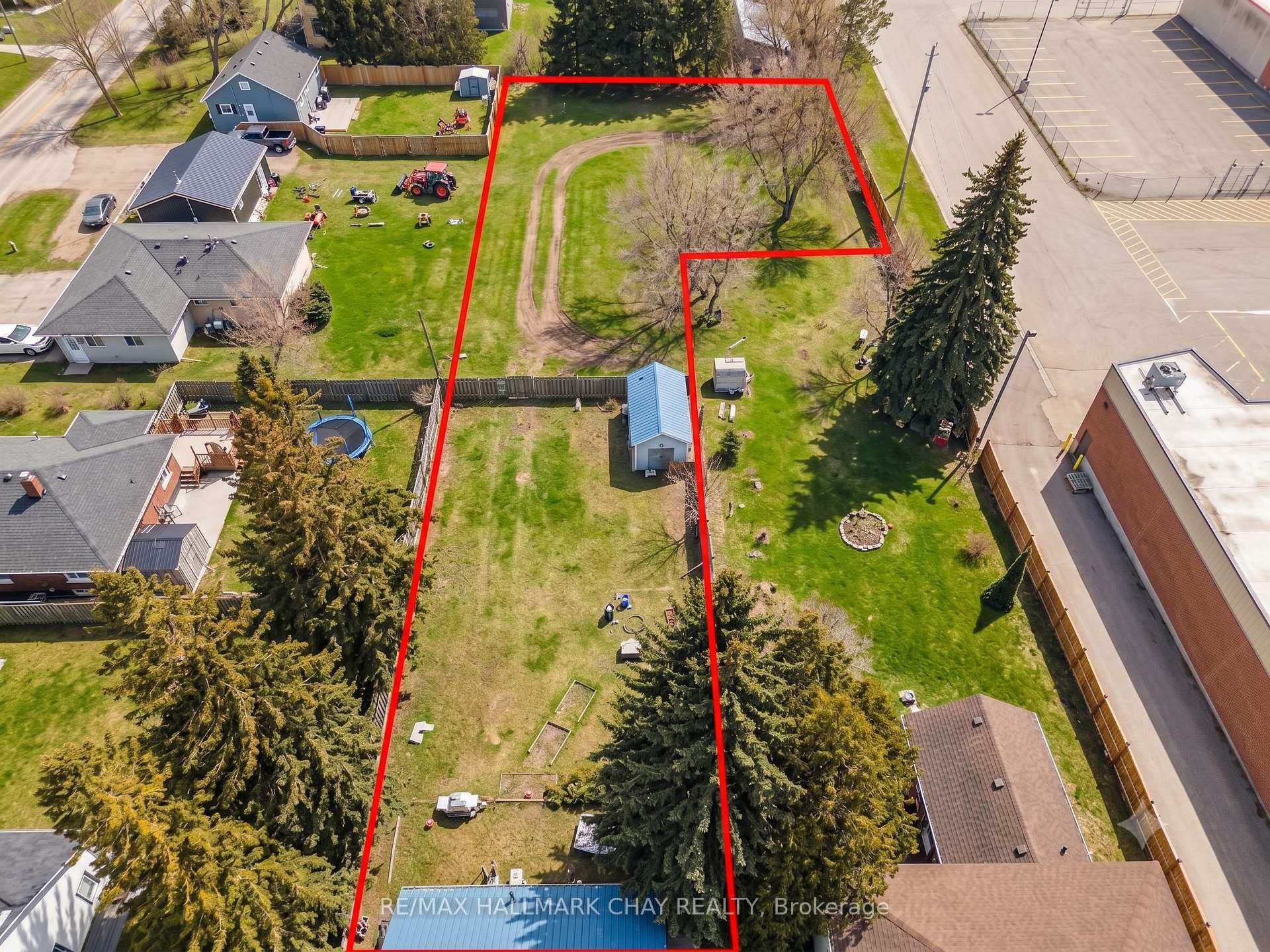 Photo 9 of 415 Main Street N, Wellington North, Mount Forest — HOMEH
