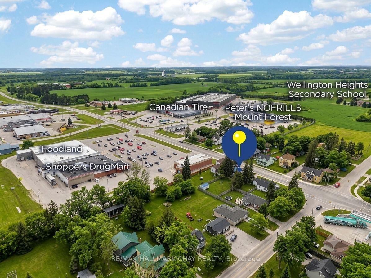 Photo 11 of 415 Main Street N, Wellington North, Mount Forest — HOMEH