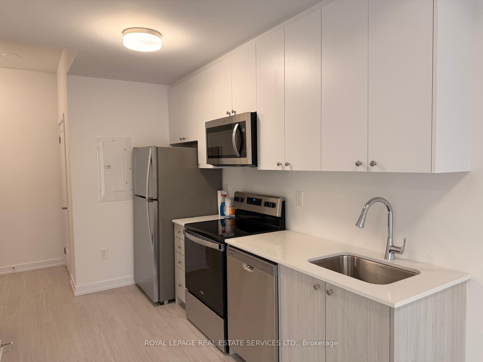 Photo 6 of Unit 320, P6-25 Palace Street, Kitchener, Laurentian Hills — HOMEH