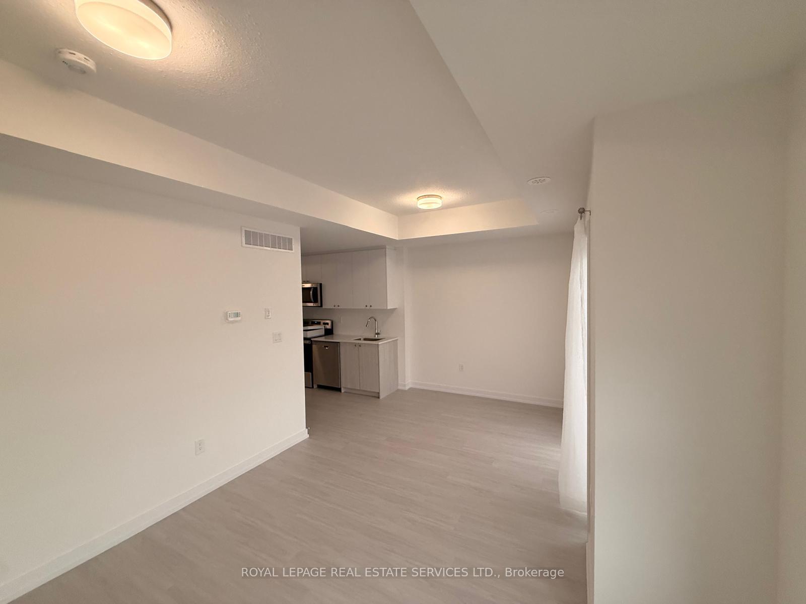 Photo 8 of Unit 320, P6-25 Palace Street, Kitchener, Laurentian Hills — HOMEH