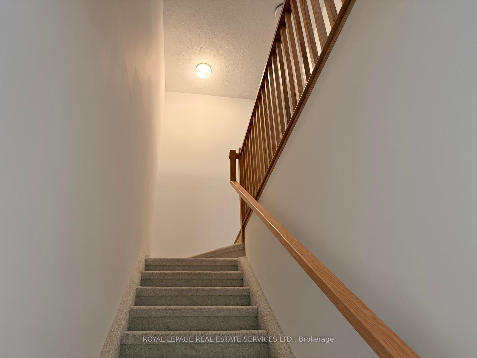Photo 11 of Unit 320, P6-25 Palace Street, Kitchener, Laurentian Hills — HOMEH