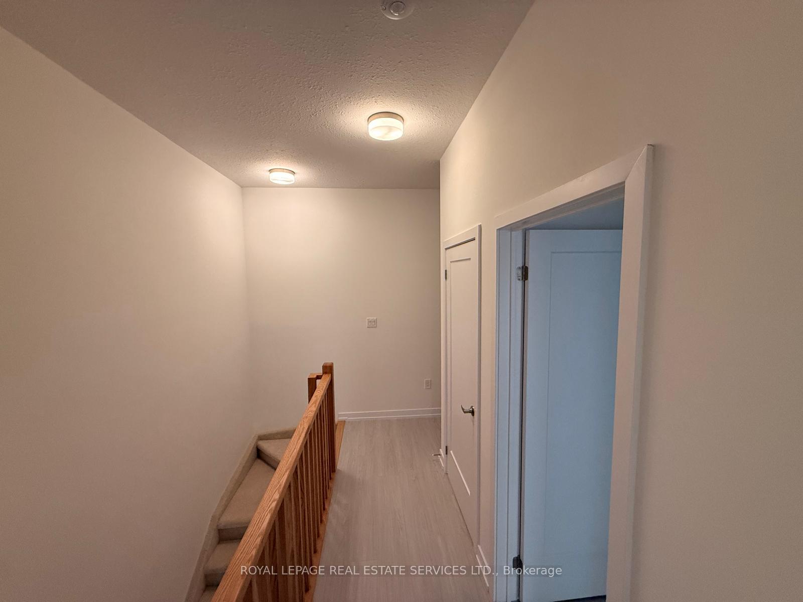 Photo 13 of Unit 320, P6-25 Palace Street, Kitchener, Laurentian Hills — HOMEH