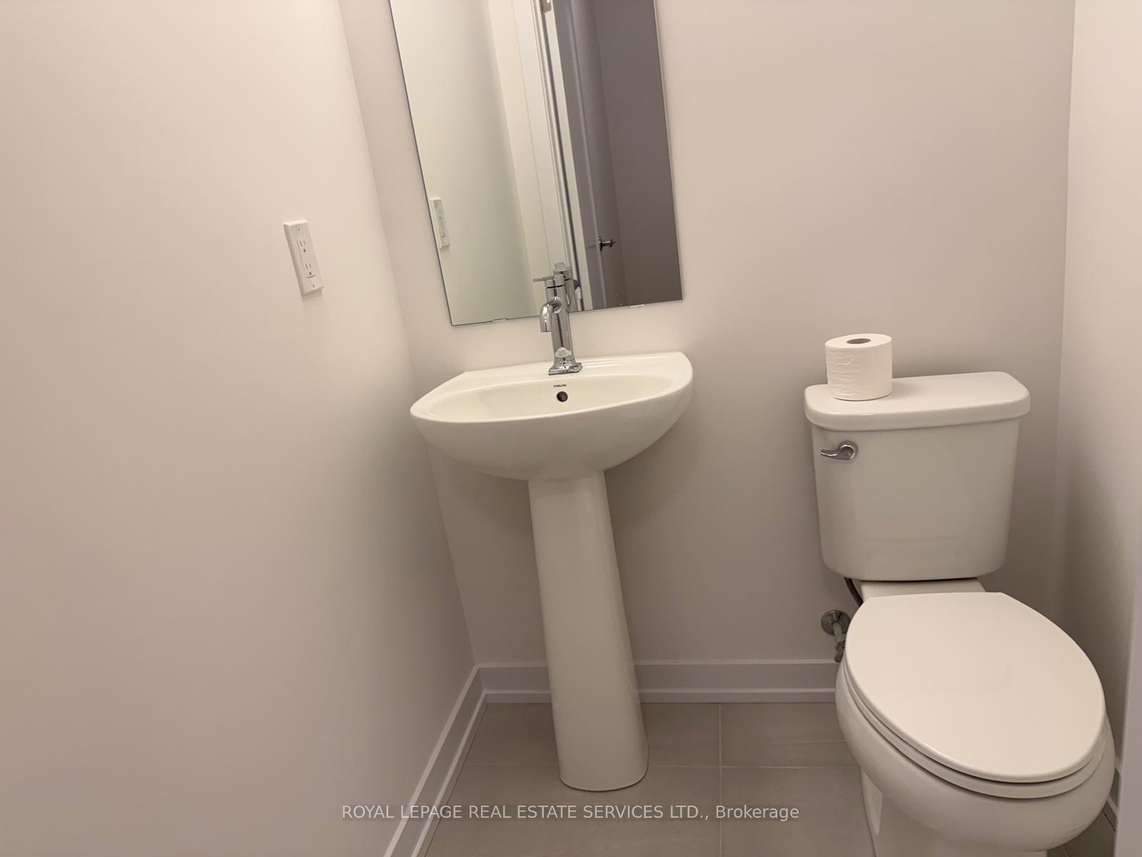 Photo 10 of Unit 320, P6-25 Palace Street, Kitchener, Laurentian Hills — HOMEH