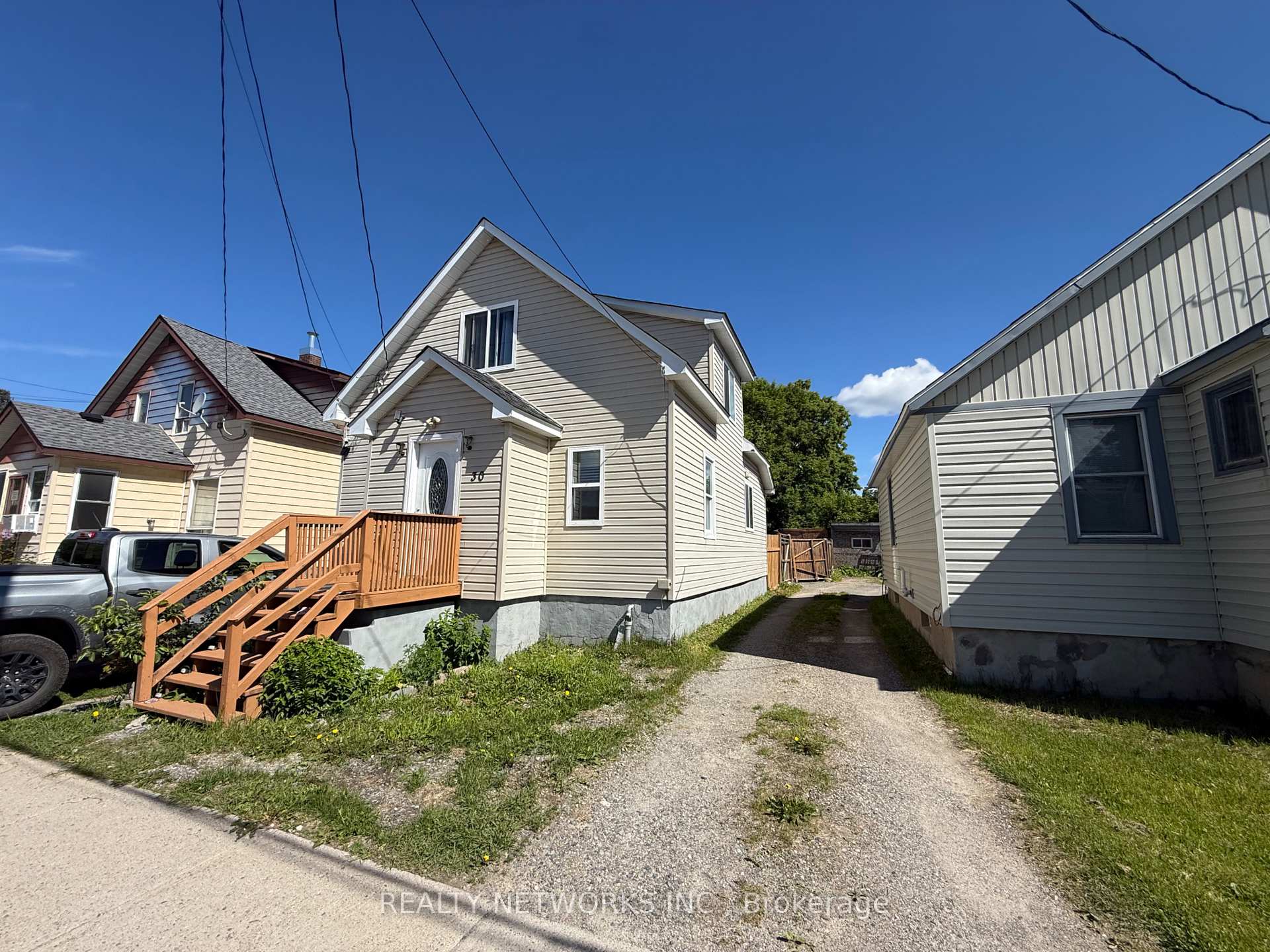 Photo of 30 Golden Avenue