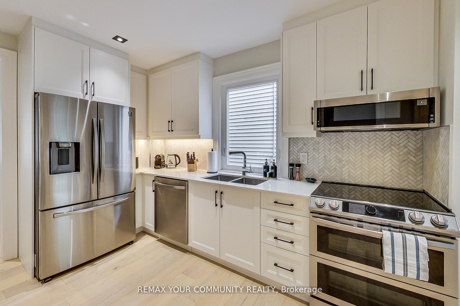 Photo 7 of 47 Soudan Avenue, Toronto, Mount Pleasant West — HOMEH