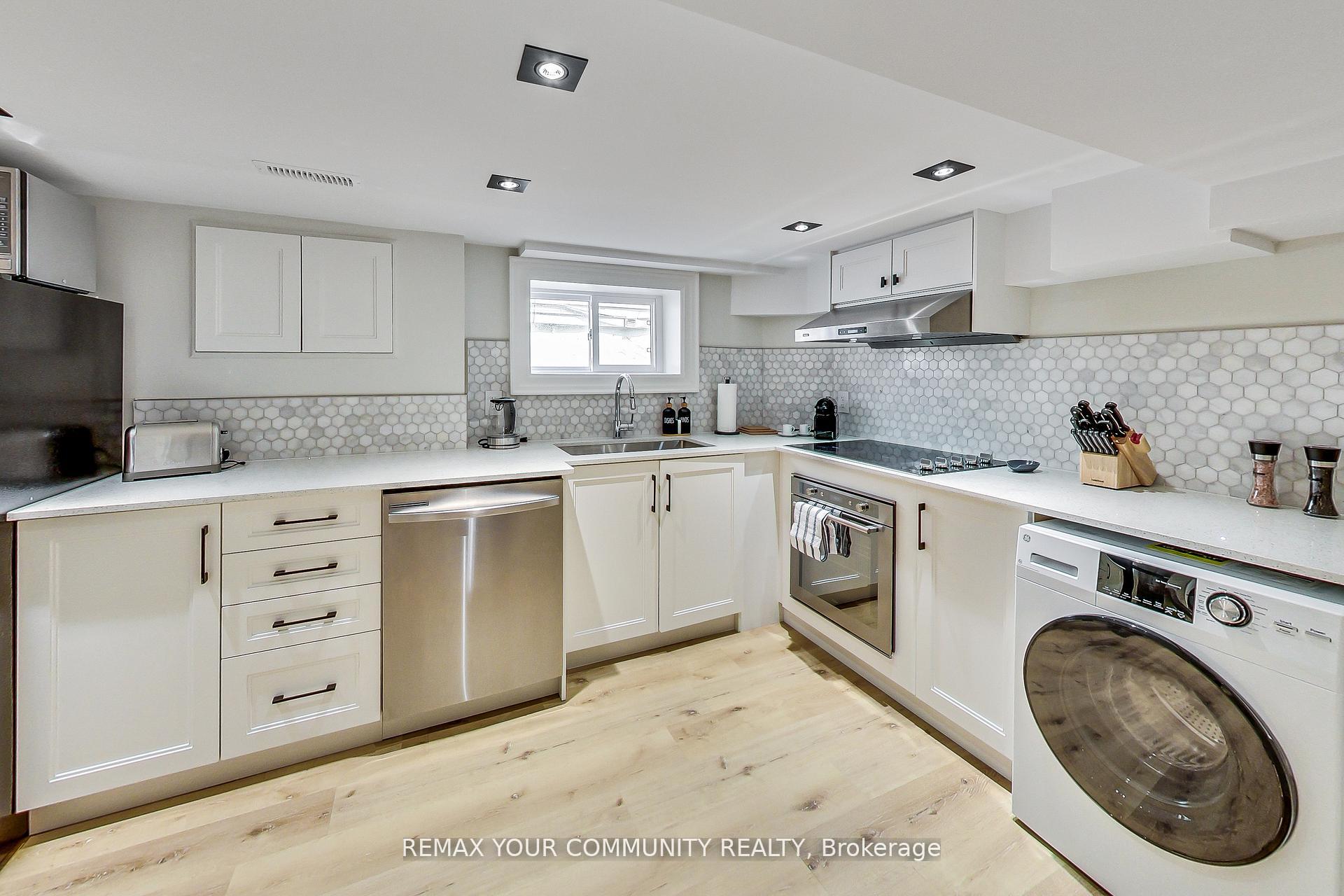 Photo 29 of 47 Soudan Avenue, Toronto, Mount Pleasant West — HOMEH