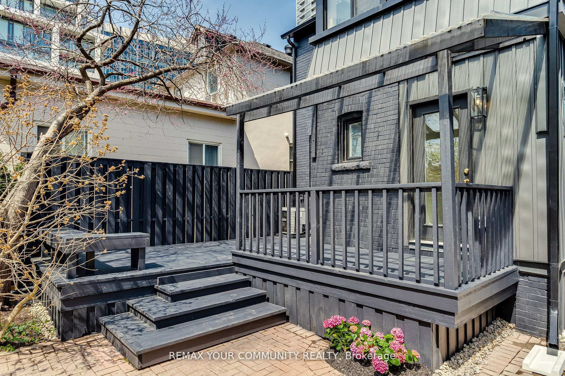 Photo 38 of 47 Soudan Avenue, Toronto, Mount Pleasant West — HOMEH