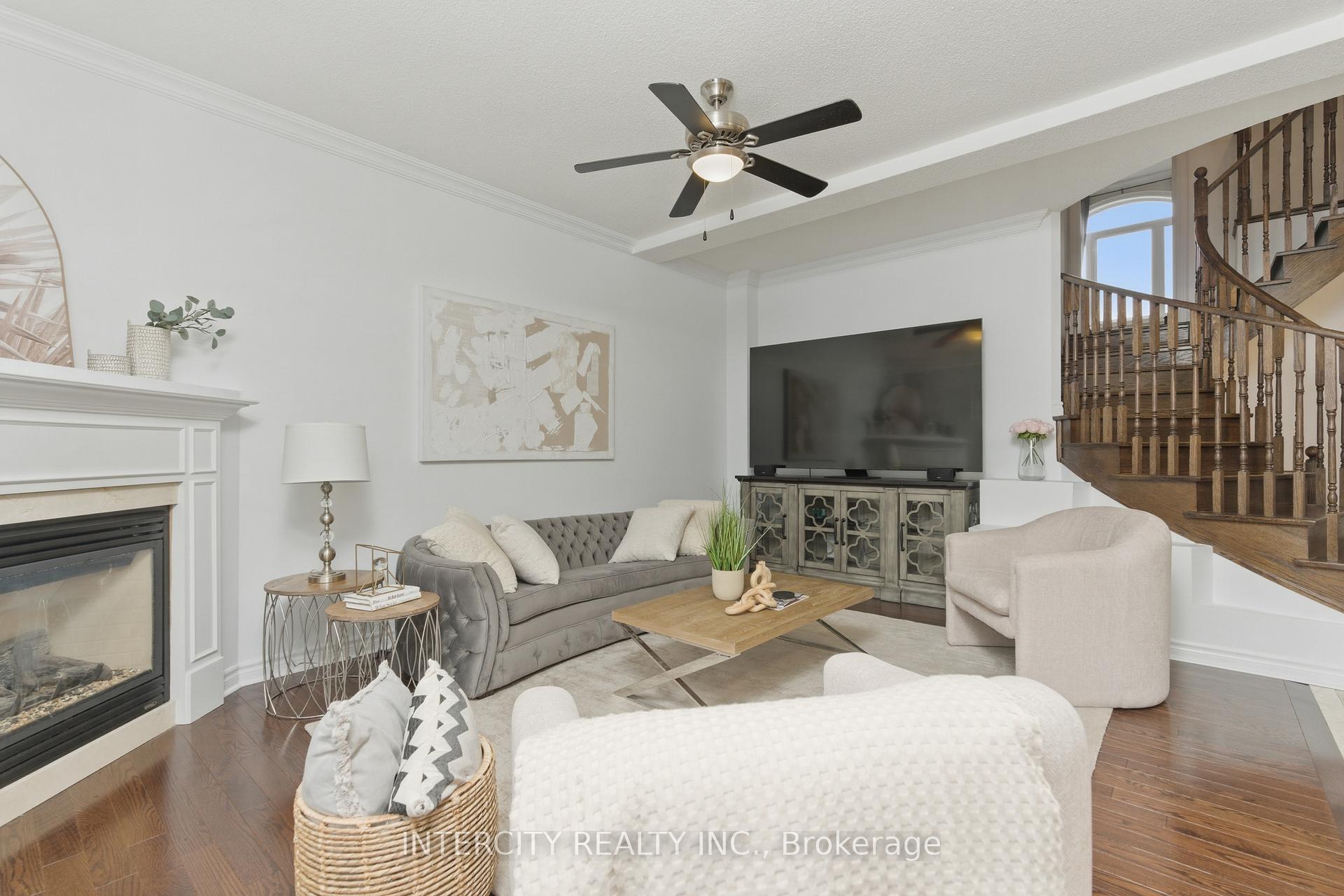 Photo 17 of 111 Fandango Drive, Brampton, Credit Valley — HOMEH