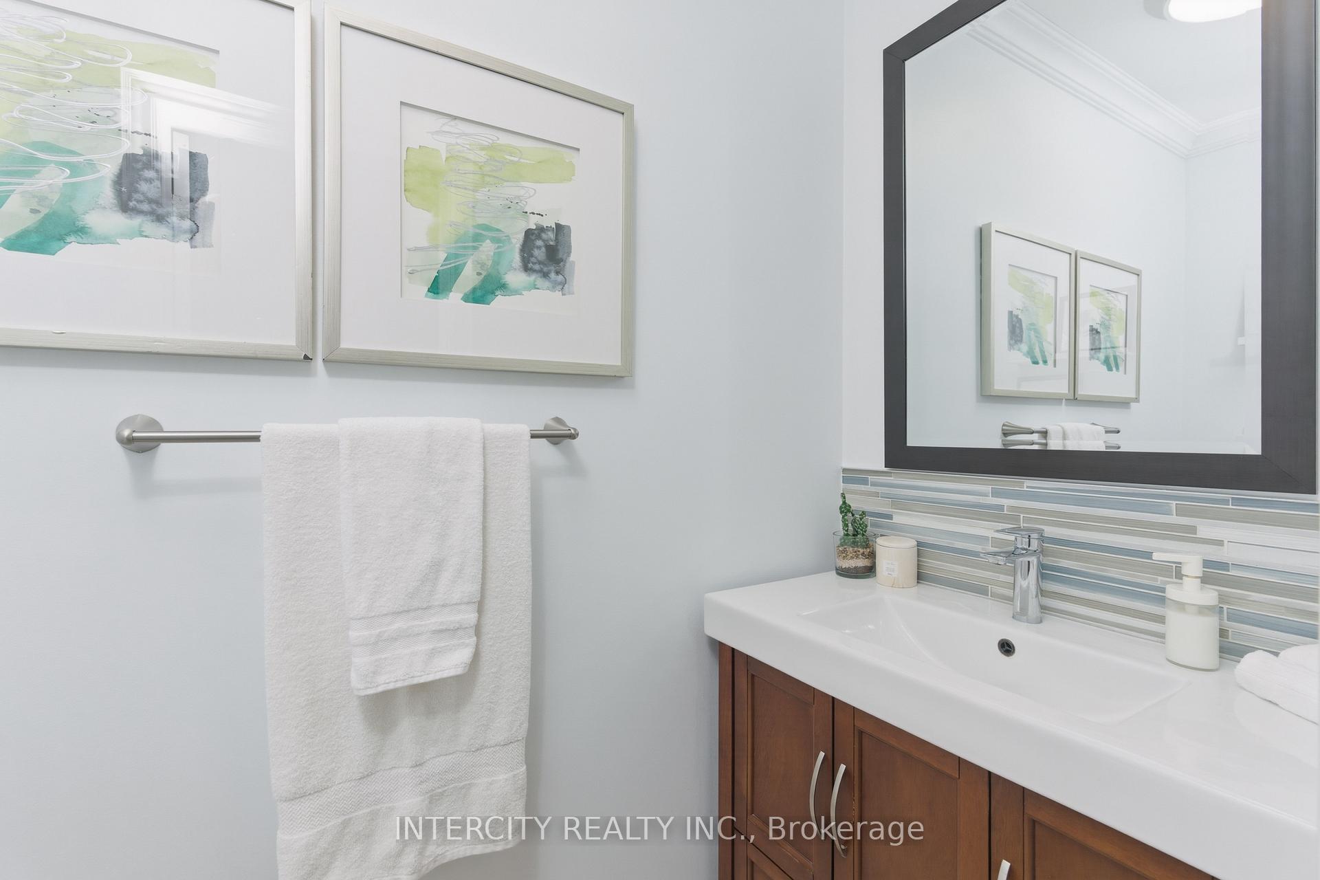Photo 18 of 111 Fandango Drive, Brampton, Credit Valley — HOMEH
