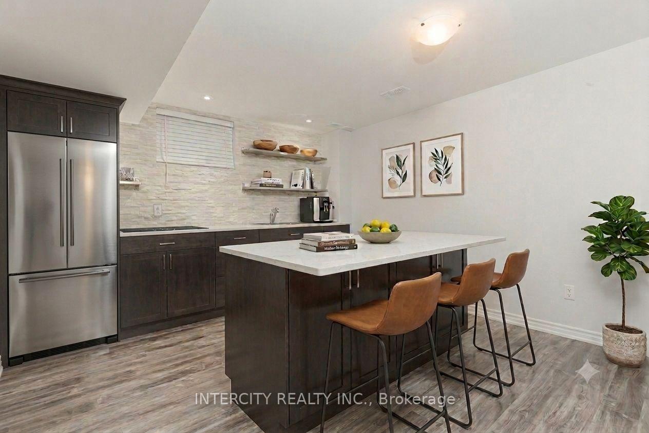 Photo 28 of 111 Fandango Drive, Brampton, Credit Valley — HOMEH