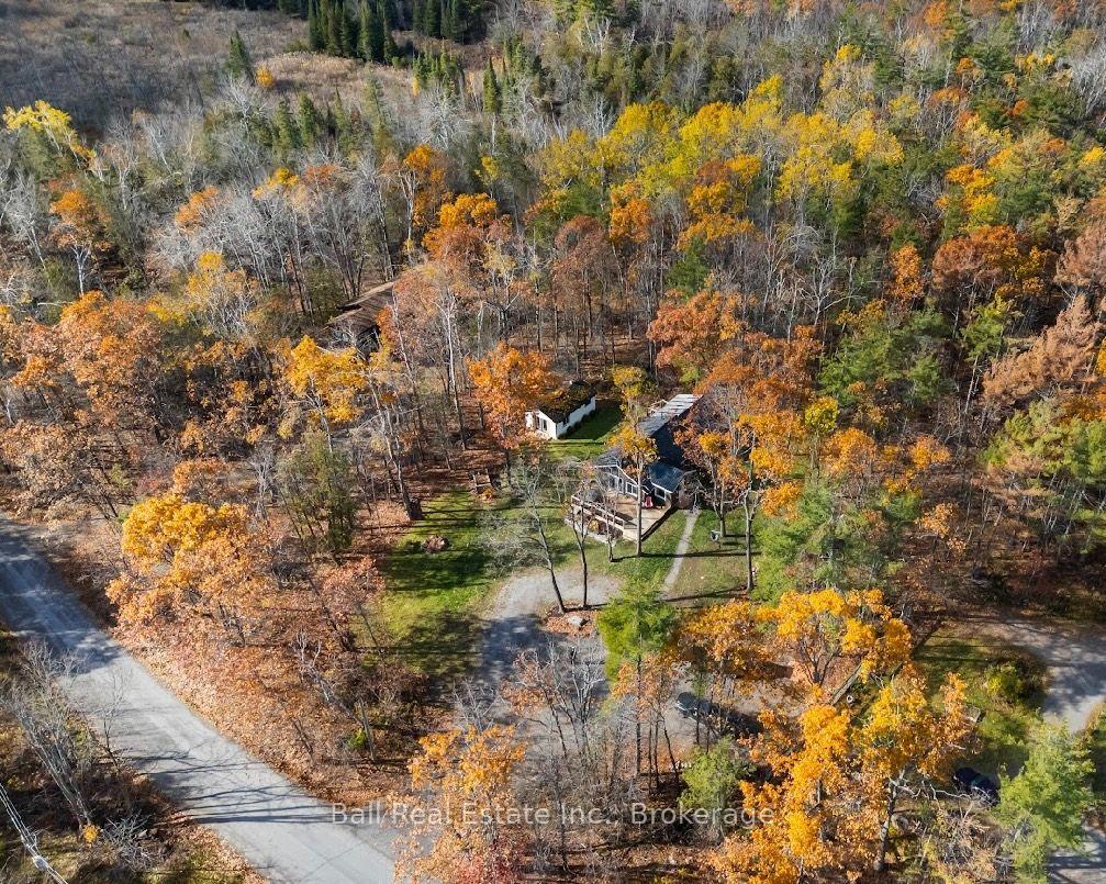Photo 3 of 686 Coon Lake Road, North Kawartha — HOMEH