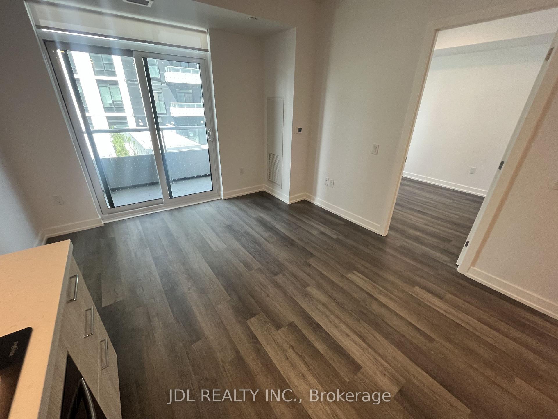 Photo 6 of 21 Meadowdale Road, Vaughan, Vaughan Corporate Centre — HOMEH