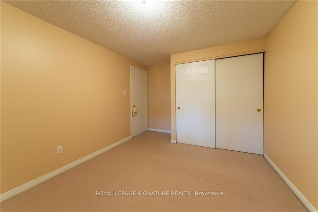 Photo 7 of 426 Downsview Place, Waterloo, Bridgeport — HOMEH