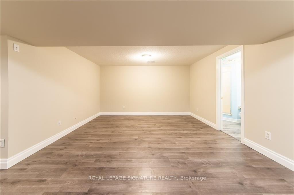 Photo 13 of 426 Downsview Place, Waterloo, Bridgeport — HOMEH