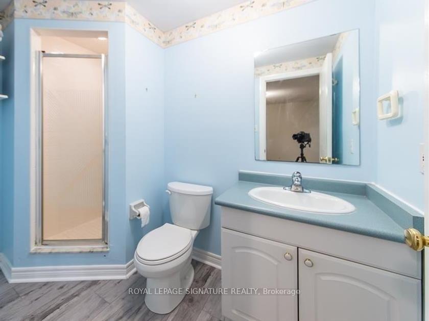 Photo 15 of 426 Downsview Place, Waterloo, Bridgeport — HOMEH