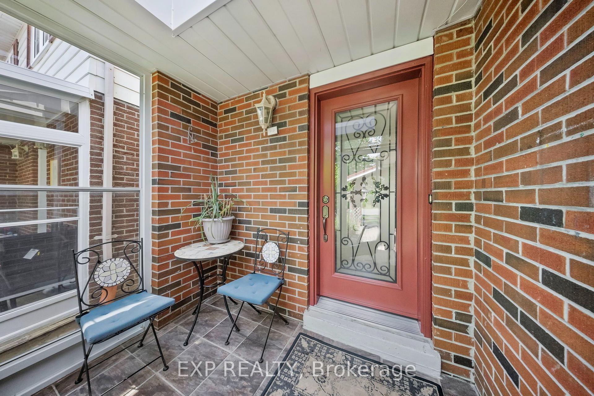 Photo 2 of 171 Simonston Boulevard, Markham, German Mills — HOMEH