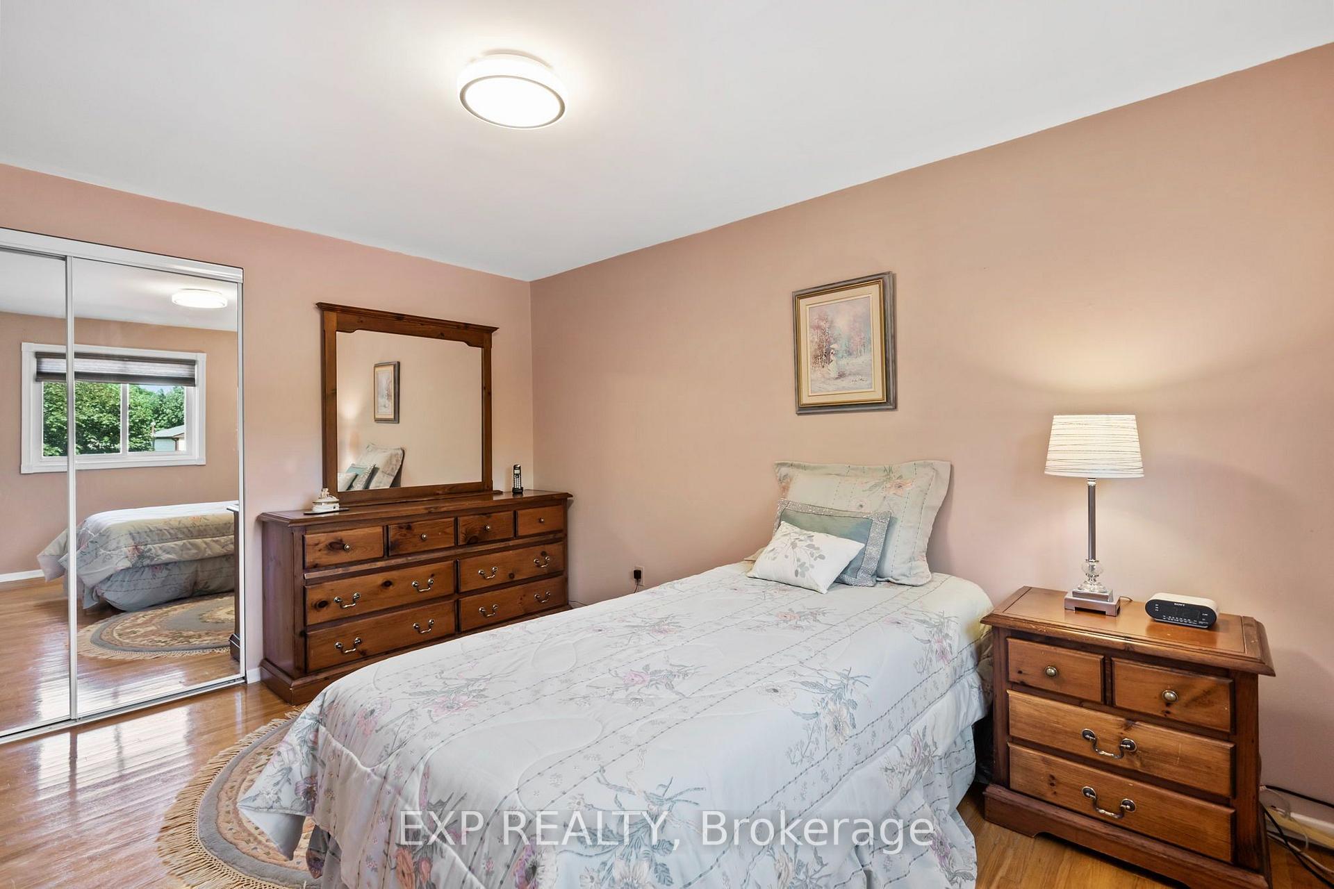 Photo 20 of 171 Simonston Boulevard, Markham, German Mills — HOMEH