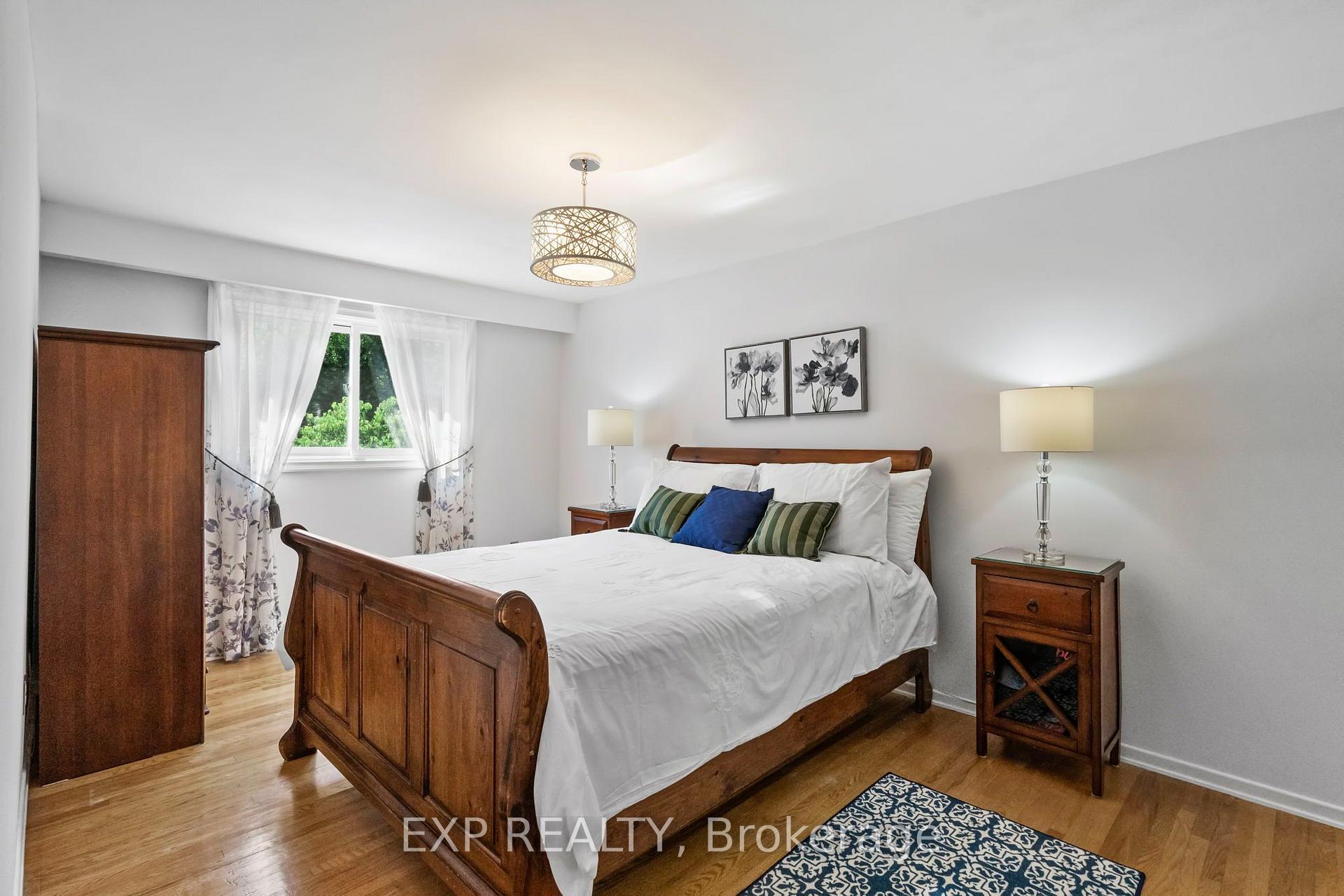 Photo 23 of 171 Simonston Boulevard, Markham, German Mills — HOMEH
