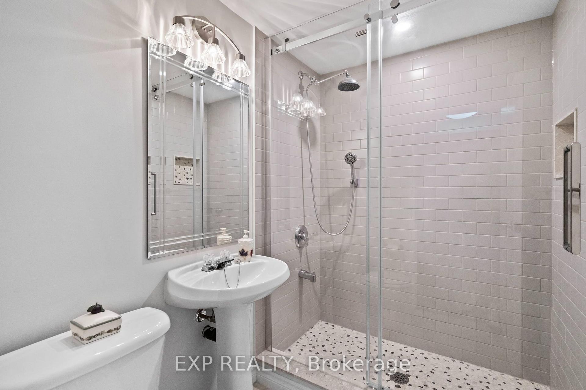 Photo 31 of 171 Simonston Boulevard, Markham, German Mills — HOMEH