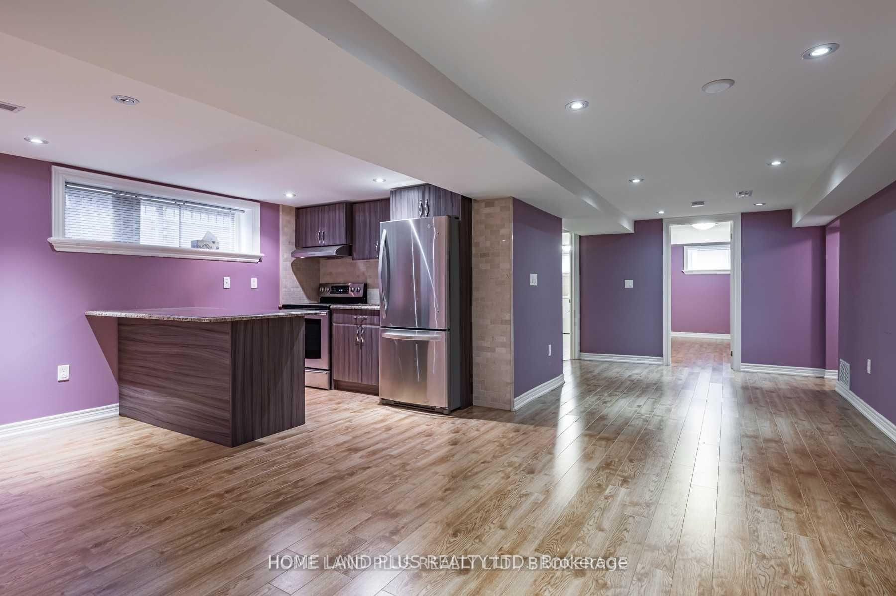 Photo 24 of 66 Munro Boulevard, North York, St. Andrew-Windfields — HOMEH