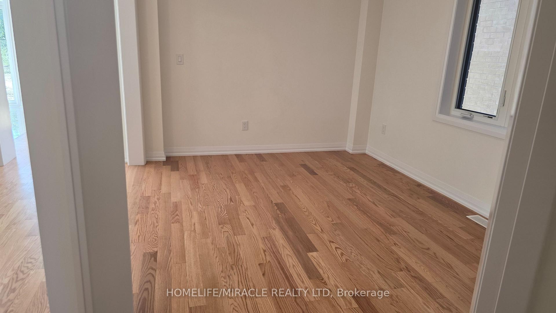 Photo 8 of 110 Adeline Crescent, Kitchener, Pioneer Park — HOMEH